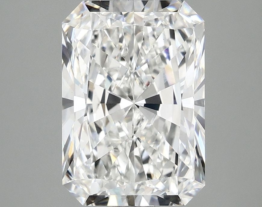 Loose Lab Diamond - IGI Radiant 3.04ct E VS1: Loose Lab Diamond - IGI Radiant 3.04ct E VS1 This listing features Loose Lab Diamond - IGI Radiant 3.04ct E VS1. Item specifics are provided below. Item Specifics: Source: This Is A Real Diamond