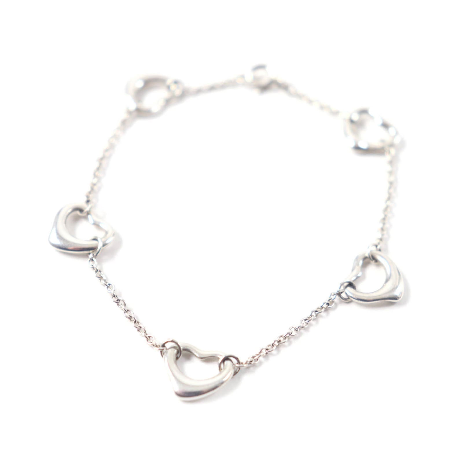 925 Tiffany Charm Bracelet Silver: 925 Tiffany Charm Bracelet Silver This listing features 925 Tiffany Charm Bracelet Silver. Item specifics are provided below. Item Specifics: Brand: Tiffany Type: Charm Bracelet Gender: Women