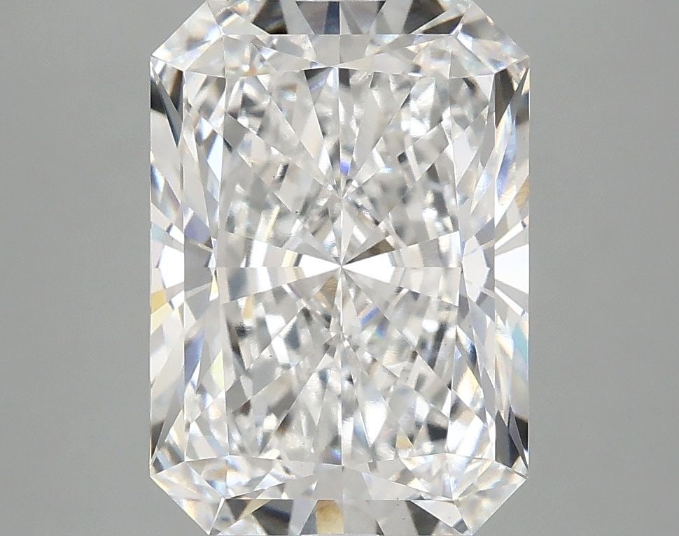 Loose Lab Diamond - IGI Radiant 4.1ct E VS1 (1 of 1)