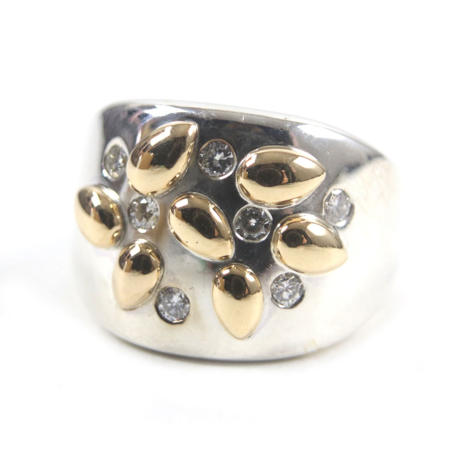 Ring Hermes Band: Ring Hermes Band This listing features Ring Hermes Band. Item specifics are provided below. Item Specifics: Brand: Hermes Type: Band Ring Gender: Men Metal: Gold, Silver Metal Purity: 18K, Silver925