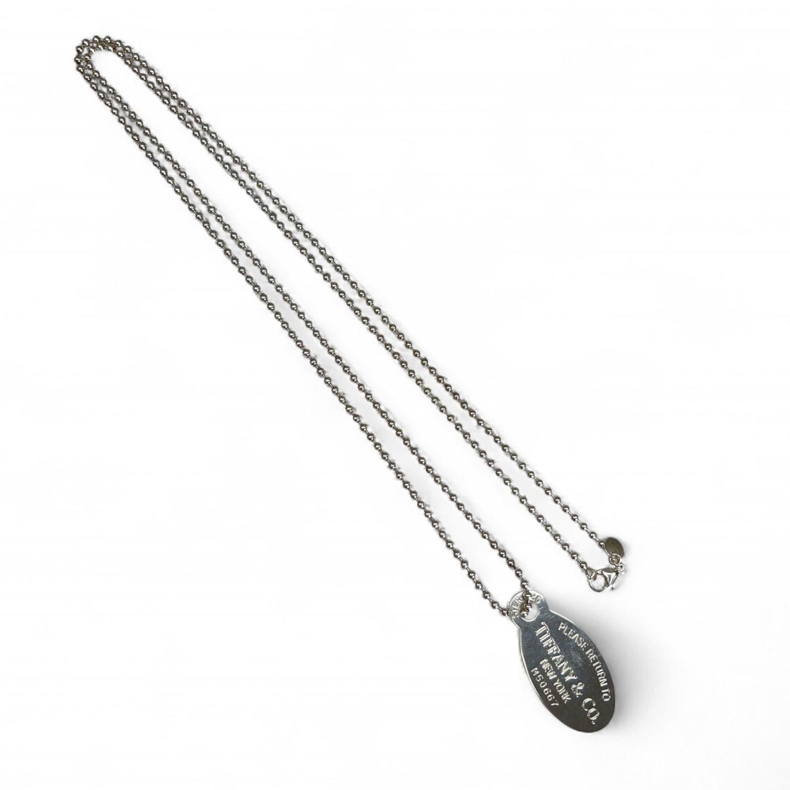 Women TIFFANY & Co. Return to Tiffany SV925 Oval Tag Long Necklace in Silver for (1 of 7)