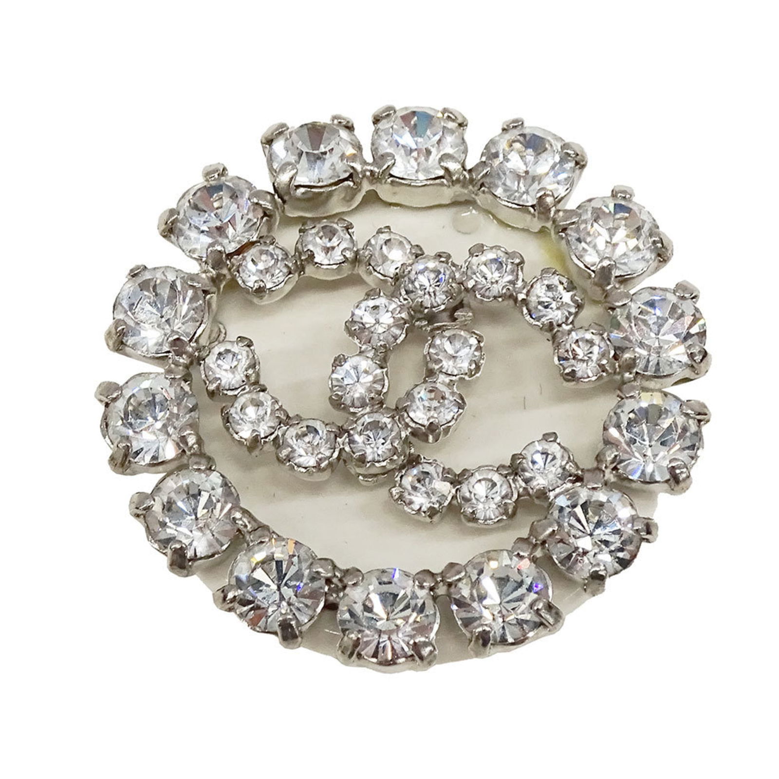 Rhinestone Chanel Brooch: Rhinestone Chanel Brooch This listing features Rhinestone Chanel Brooch. Item specifics are provided below. Item Specifics: Brand: Chanel Type: Brooch Gender: Women Material: Rhinestone Color: Ivory,