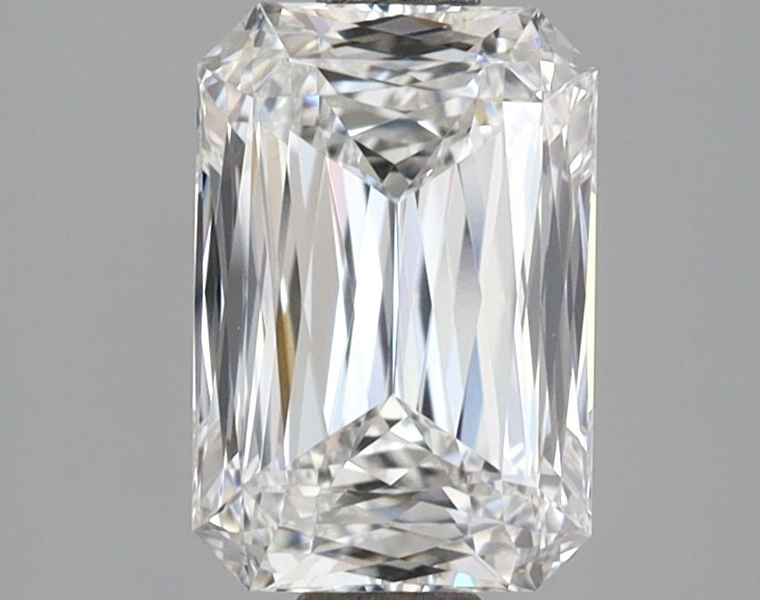 Loose Lab Diamond - IGI Radiant 2.01ct E VVS2: Loose Lab Diamond - IGI Radiant 2.01ct E VVS2 This listing features Loose Lab Diamond - IGI Radiant 2.01ct E VVS2. Item specifics are provided below. Item Specifics: Source: This Is A Real Diamond