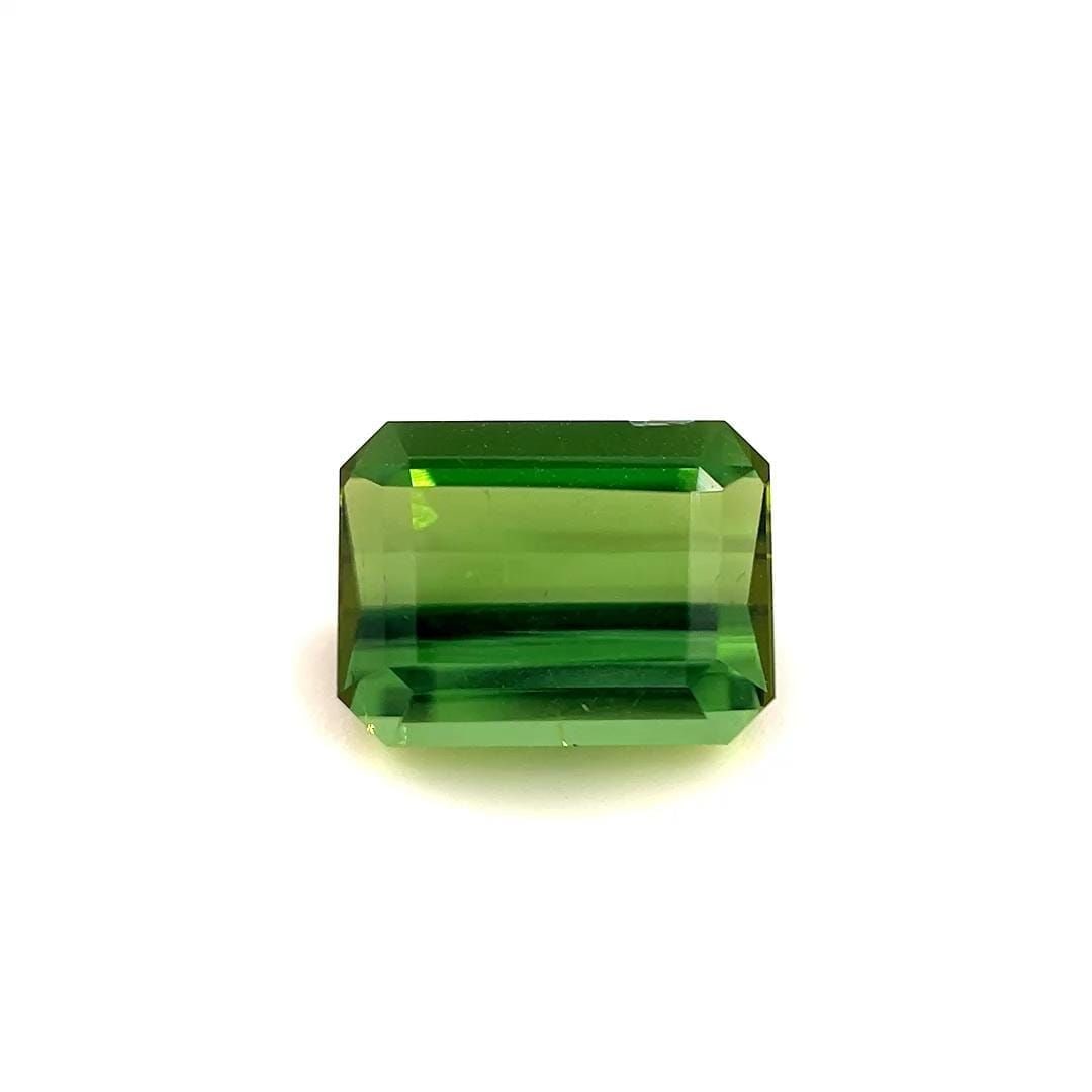 Loose Tourmaline Gemstone - Emerald 2.3ct Green SI: Loose Tourmaline Gemstone - Emerald 2.3ct Green SI This listing features Loose Tourmaline Gemstone - Emerald 2.3ct Green SI. Item specifics are provided below. Item Specifics: Type: Tourmaline