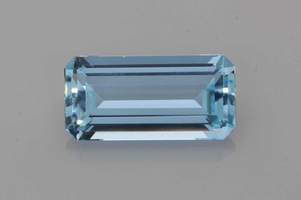 Loose Aquamarine Gemstone - Emerald 2.31ct Blue EC: Loose Aquamarine Gemstone - Emerald 2.31ct Blue EC This listing features Loose Aquamarine Gemstone - Emerald 2.31ct Blue EC. Item specifics are provided below. Item Specifics: Type: Aquamarine