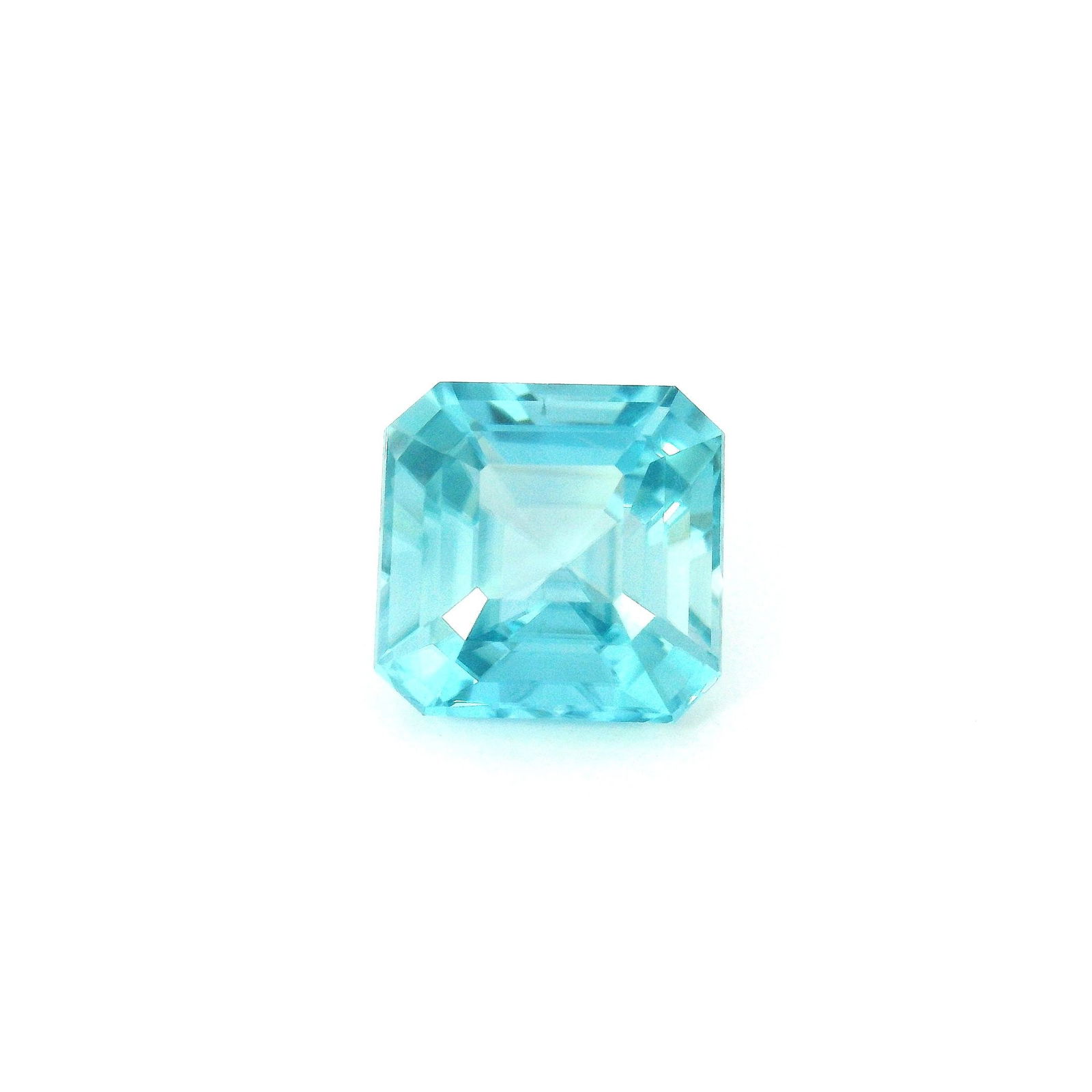 Loose Zircon Gemstone - IGI Emerald 3.58ct Blue EC: Loose Zircon Gemstone - IGI Emerald 3.58ct Blue EC This listing features Loose Zircon Gemstone - IGI Emerald 3.58ct Blue EC. Item specifics are provided below. Item Specifics: Type: Zircon Carat: