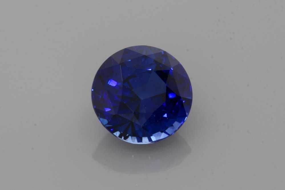 Loose Sapphire Gemstone - Round 2.39ct Blue EC: Loose Sapphire Gemstone - Round 2.39ct Blue EC This listing features Loose Sapphire Gemstone - Round 2.39ct Blue EC. Item specifics are provided below. Item Specifics: Type: Sapphire Carat: 2.39