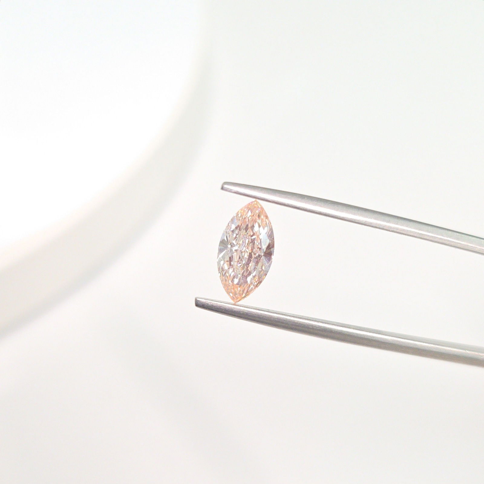 Loose Lab Diamond - IGI Marquise 1.16ct Fancy Pink VVS2: Loose Lab Diamond - IGI Marquise 1.16ct Fancy Pink VVS2 This listing features Loose Lab Diamond - IGI Marquise 1.16ct Fancy Pink VVS2. Item specifics are provided below. Item Specifics: Source: This