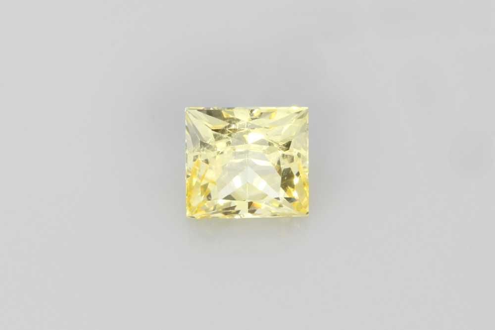 Loose Sapphire Gemstone - GIA Princess 3.97ct Yellow EC: Loose Sapphire Gemstone - GIA Princess 3.97ct Yellow EC This listing features Loose Sapphire Gemstone - GIA Princess 3.97ct Yellow EC. Item specifics are provided below. Item Specifics: Type: