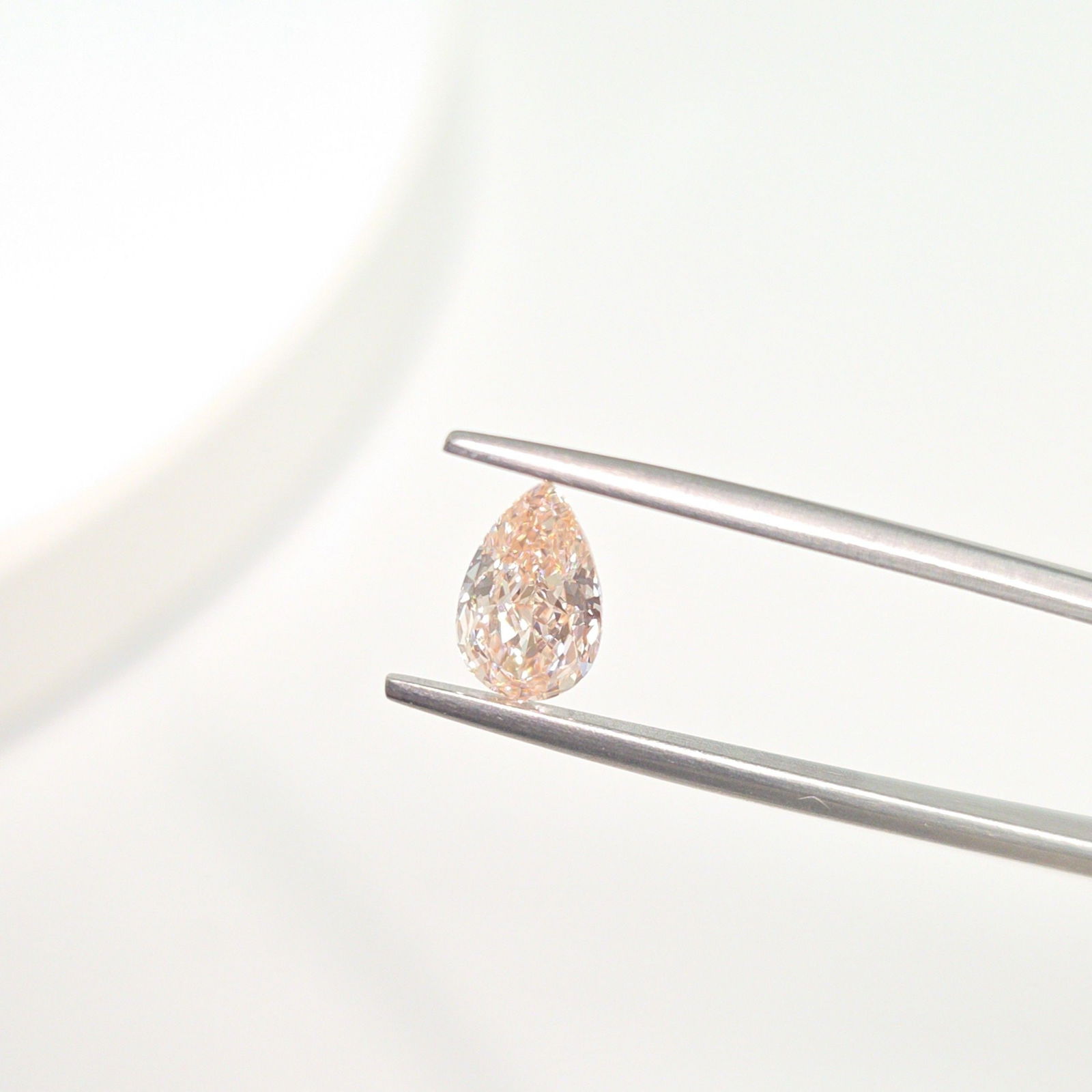 Loose Lab Diamond - IGI Pear 1.2ct Fancy Intense Pink VVS2: Loose Lab Diamond - IGI Pear 1.2ct Fancy Intense Pink VVS2 This listing features Loose Lab Diamond - IGI Pear 1.2ct Fancy Intense Pink VVS2. Item specifics are provided below. Item Specifics: