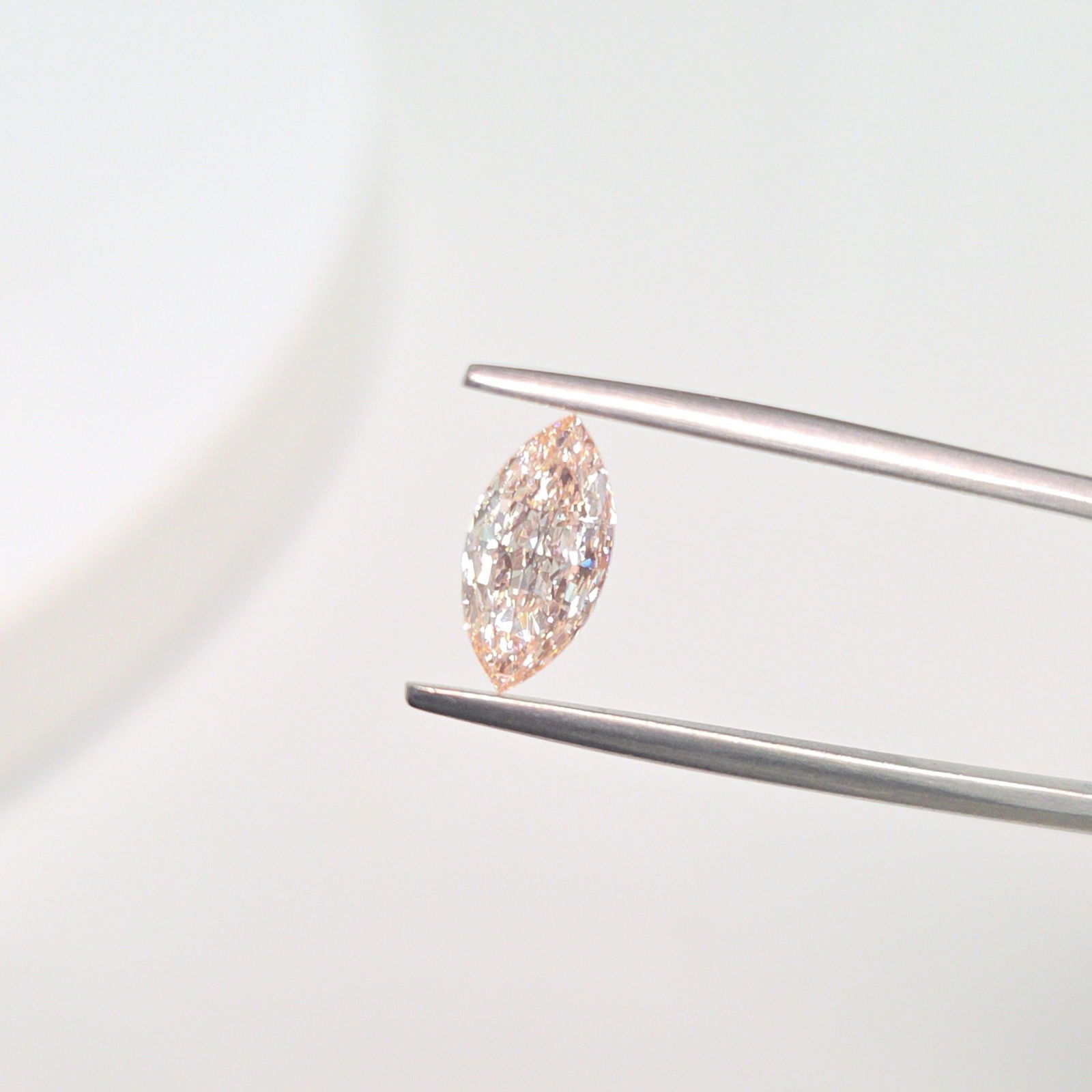 Loose Lab Diamond - IGI Marquise 1.1ct Fancy Light Pink VVS2: Loose Lab Diamond - IGI Marquise 1.1ct Fancy Light Pink VVS2 This listing features Loose Lab Diamond - IGI Marquise 1.1ct Fancy Light Pink VVS2. Item specifics are provided below. Item Specifics: