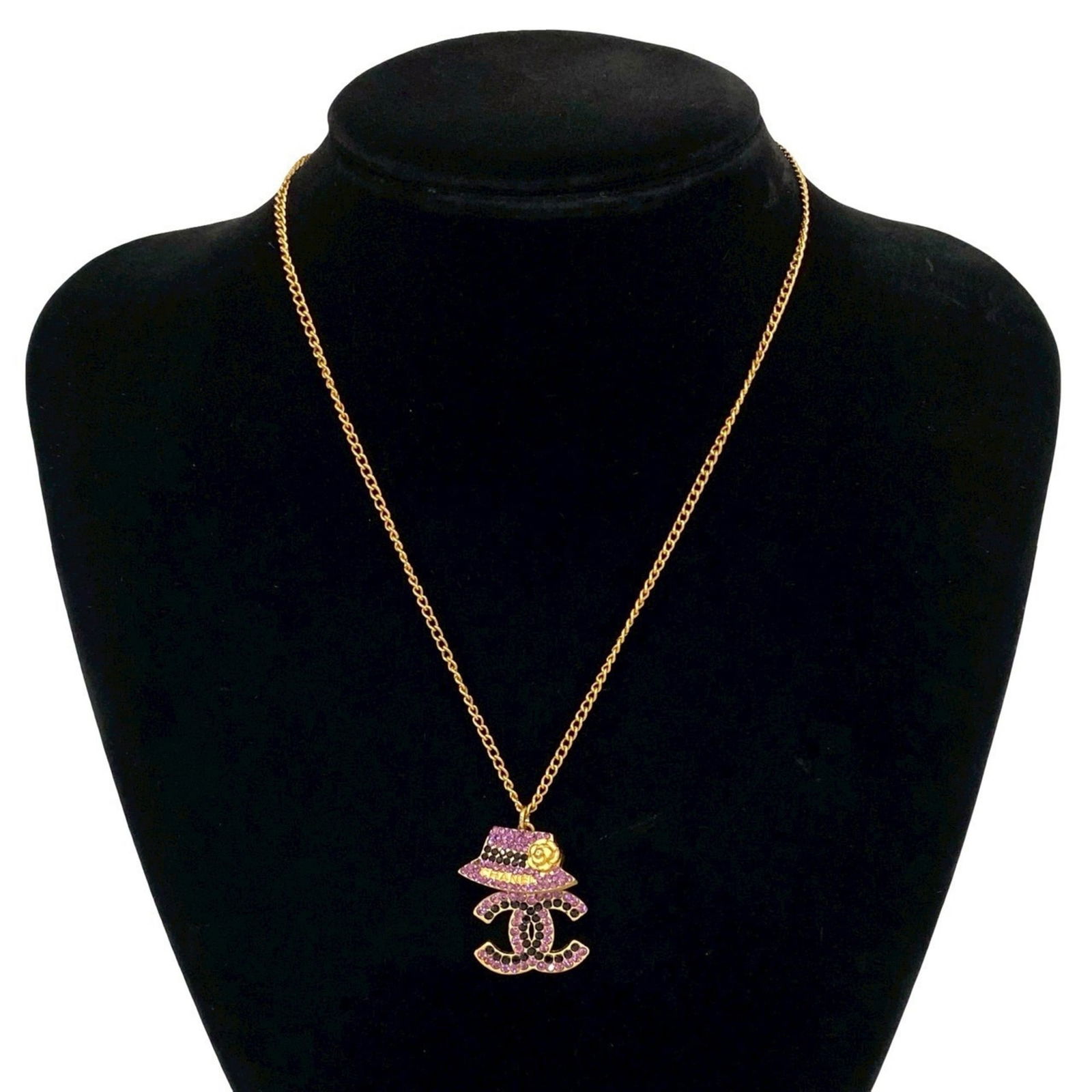 73901 CHANEL Coco Mark Hat Motif Rhinestone Necklace Pendant Gold: 73901 CHANEL Coco Mark Hat Motif Rhinestone Necklace Pendant Gold This listing features 73901 CHANEL Coco Mark Hat Motif Rhinestone Necklace Pendant Gold. Item specifics are provided below. Item