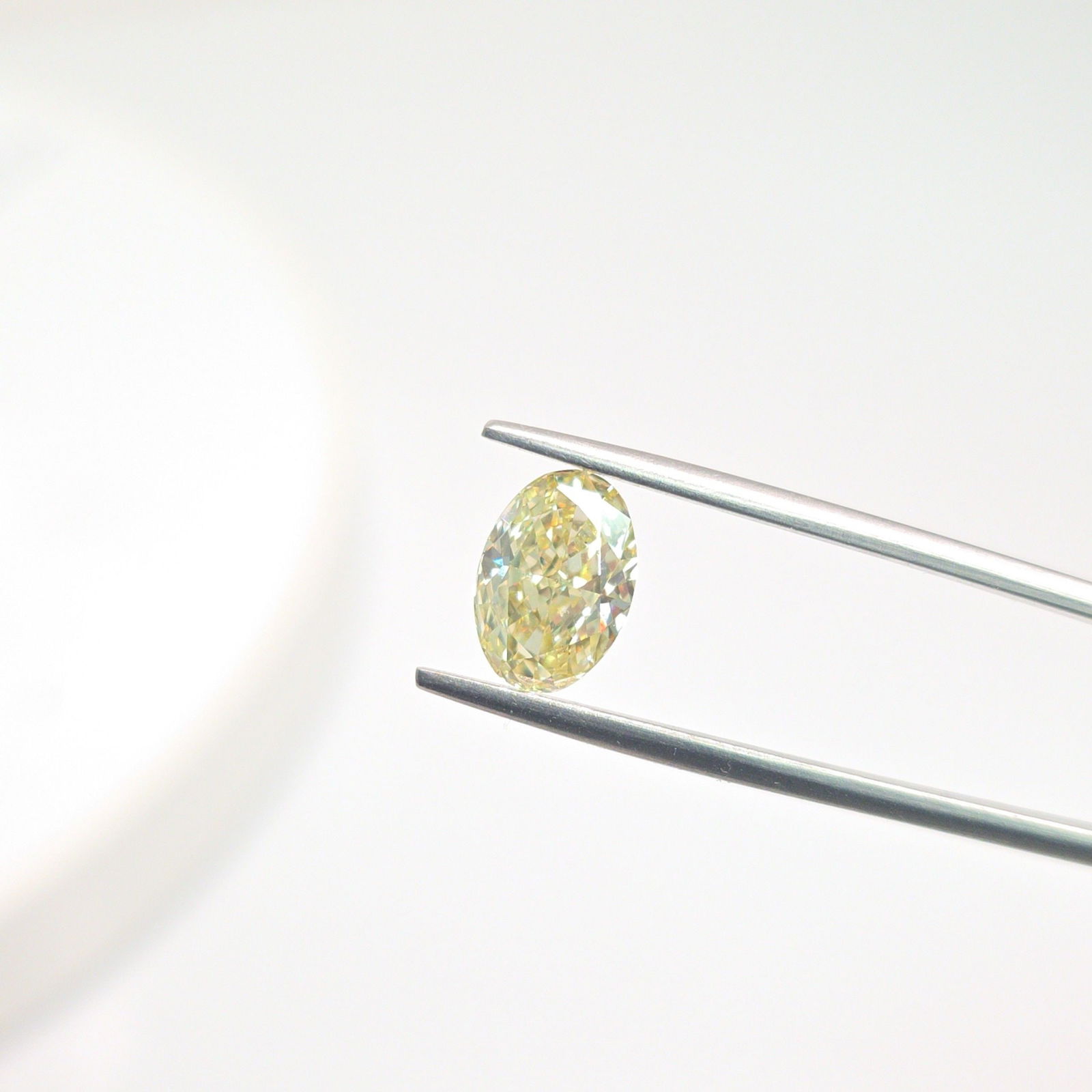 Loose Lab Diamond - IGI Oval 2.06ct Fancy Intense Yellow VS2: Loose Lab Diamond - IGI Oval 2.06ct Fancy Intense Yellow VS2 This listing features Loose Lab Diamond - IGI Oval 2.06ct Fancy Intense Yellow VS2. Item specifics are provided below. Item Specifics: