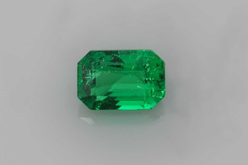 Loose Emerald Gemstone - GIA Emerald 1.08ct Green SI: Loose Emerald Gemstone - GIA Emerald 1.08ct Green SI This listing features Loose Emerald Gemstone - GIA Emerald 1.08ct Green SI. Item specifics are provided below. Item Specifics: Type: Emerald