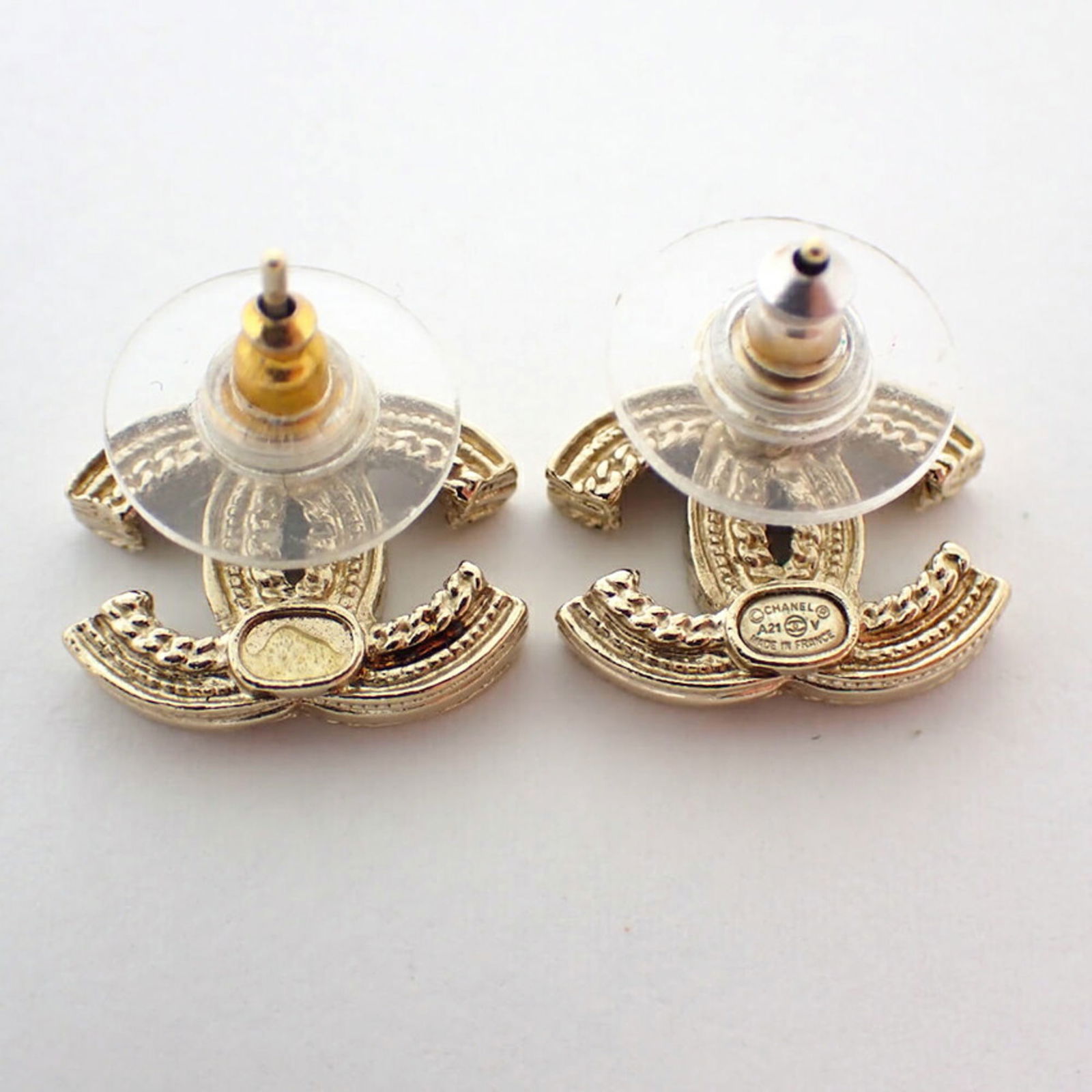 Plating Chanel Stud Earrings Gold - 7