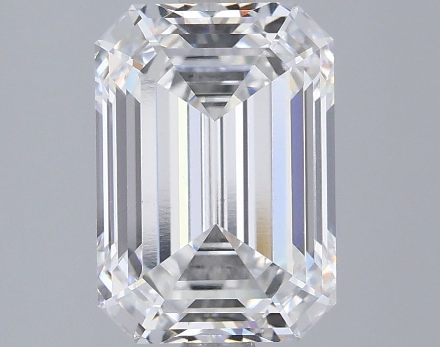 Loose Lab Diamond - IGI Emerald 3.07ct E VS1: Loose Lab Diamond - IGI Emerald 3.07ct E VS1 This listing features Loose Lab Diamond - IGI Emerald 3.07ct E VS1. Item specifics are provided below. Item Specifics: Source: This Is A Real Diamond