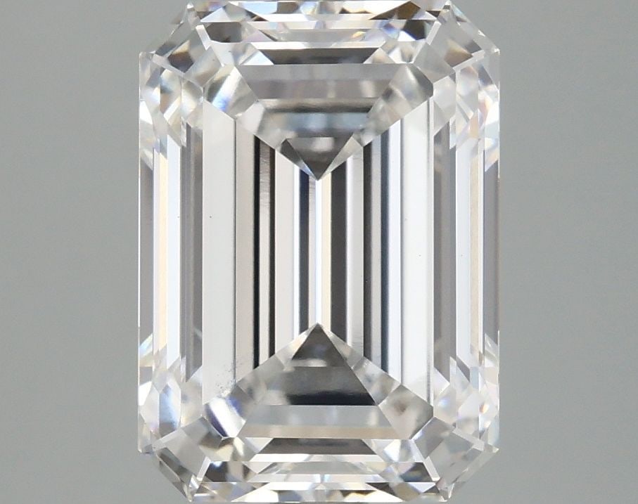 Loose Lab Diamond - IGI Emerald 4.1ct E VS1 (1 of 1)