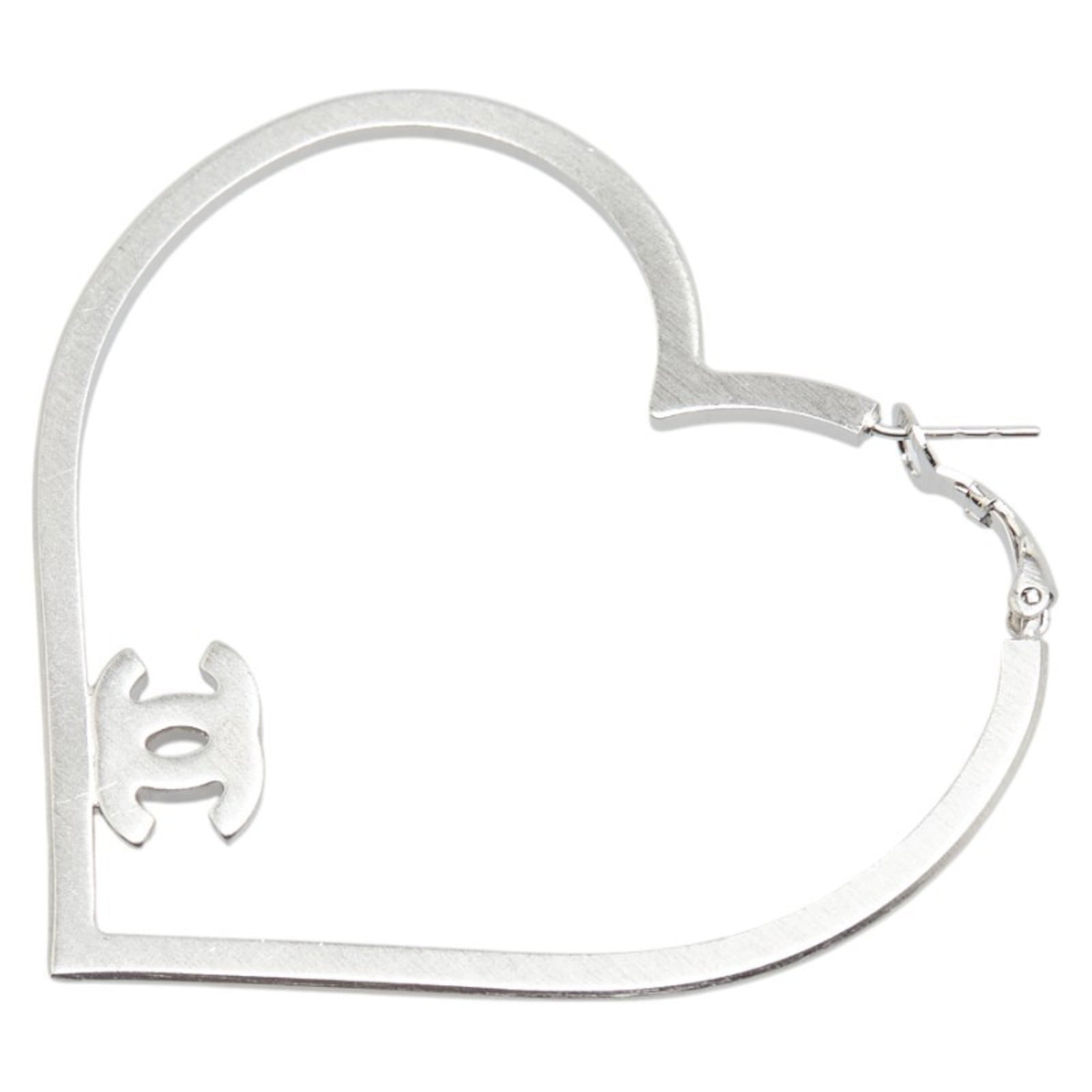 Metal Chanel Hoop Earrings: Metal Chanel Hoop Earrings This listing features Metal Chanel Hoop Earrings. Item specifics are provided below. Item Specifics: Brand: Chanel Type: Hoop Earrings Gender: Women Material: Metal Color: