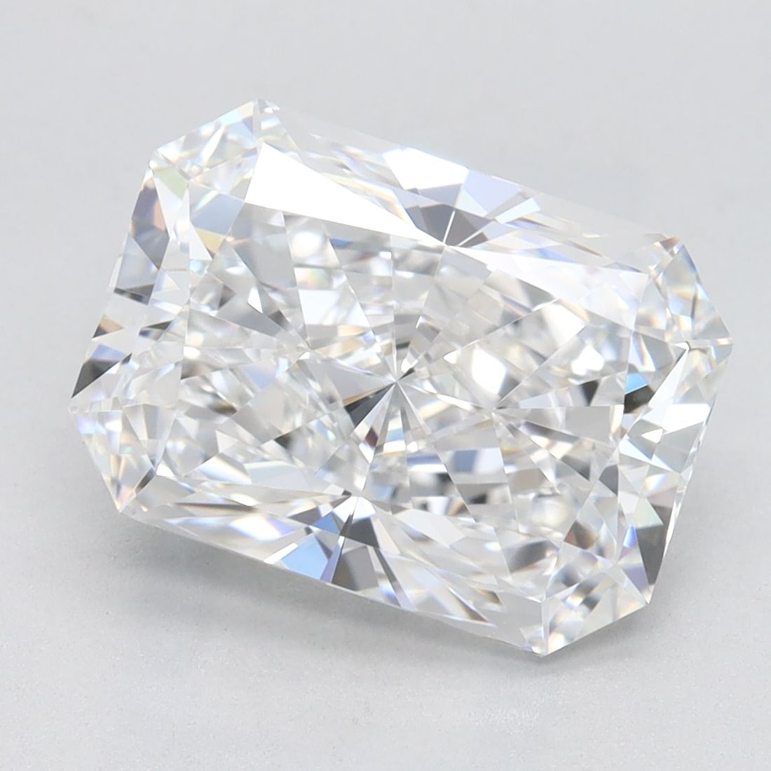 Loose Lab Diamond - GIA Radiant 3.86ct D VVS1: Loose Lab Diamond - GIA Radiant 3.86ct D VVS1 This listing features Loose Lab Diamond - GIA Radiant 3.86ct D VVS1. Item specifics are provided below. Item Specifics: Source: This Is A Real Diamond