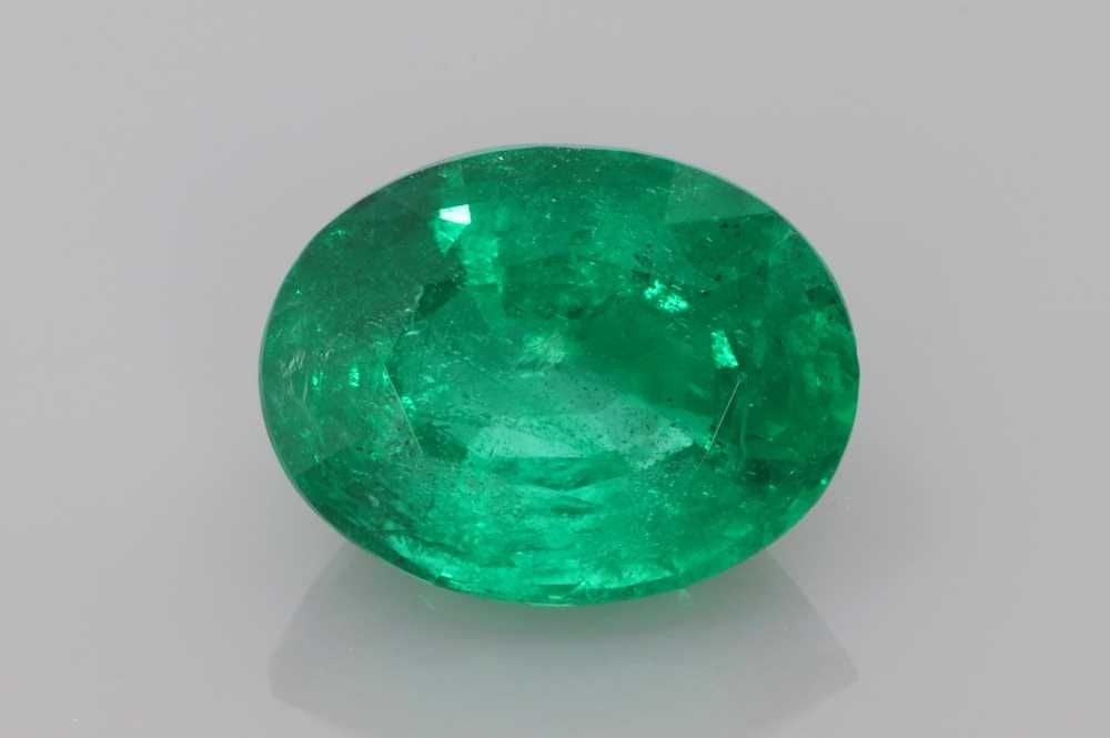 Loose Emerald Gemstone - GIA Oval 4.66ct Green SI (1 of 1)