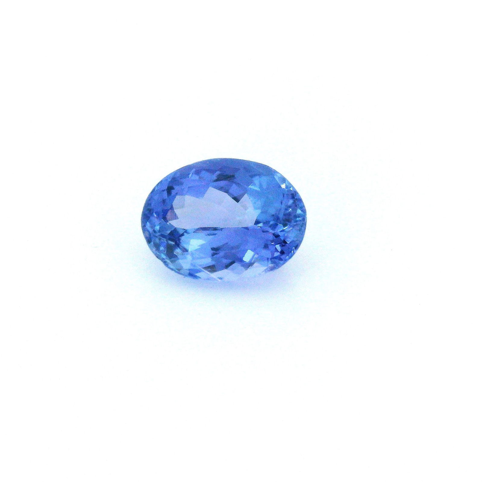 Loose Tanzanite Gemstone - GSI Oval 1.67ct Blue EC: Loose Tanzanite Gemstone - GSI Oval 1.67ct Blue EC This listing features Loose Tanzanite Gemstone - GSI Oval 1.67ct Blue EC. Item specifics are provided below. Item Specifics: Type: Tanzanite Carat: