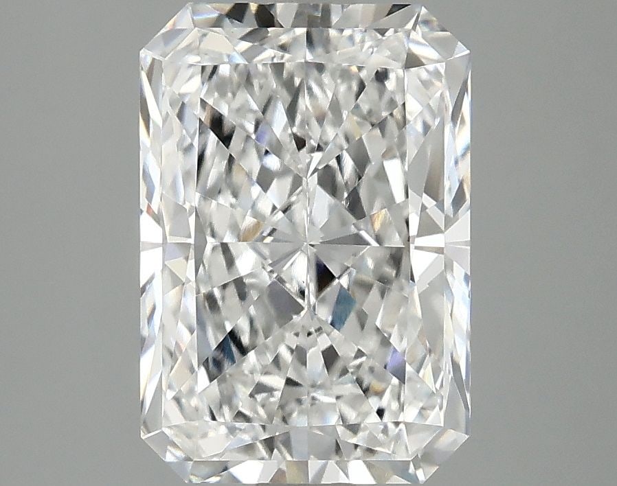 Loose Lab Diamond - IGI Radiant 2.99ct E VS1: Loose Lab Diamond - IGI Radiant 2.99ct E VS1 This listing features Loose Lab Diamond - IGI Radiant 2.99ct E VS1. Item specifics are provided below. Item Specifics: Source: This Is A Real Diamond