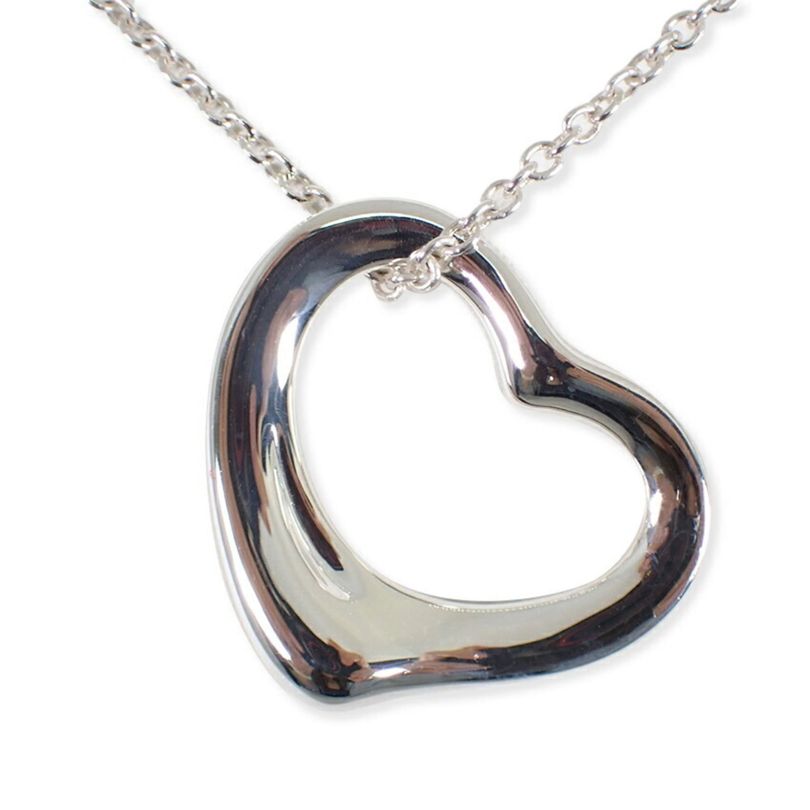 necklace TIFFANY 925 heart pendant: necklace TIFFANY 925 heart pendant This listing features necklace TIFFANY 925 heart pendant. Item specifics are provided below. Item Specifics: Brand: Tiffany Necklace Type: Necklace Gender: Women