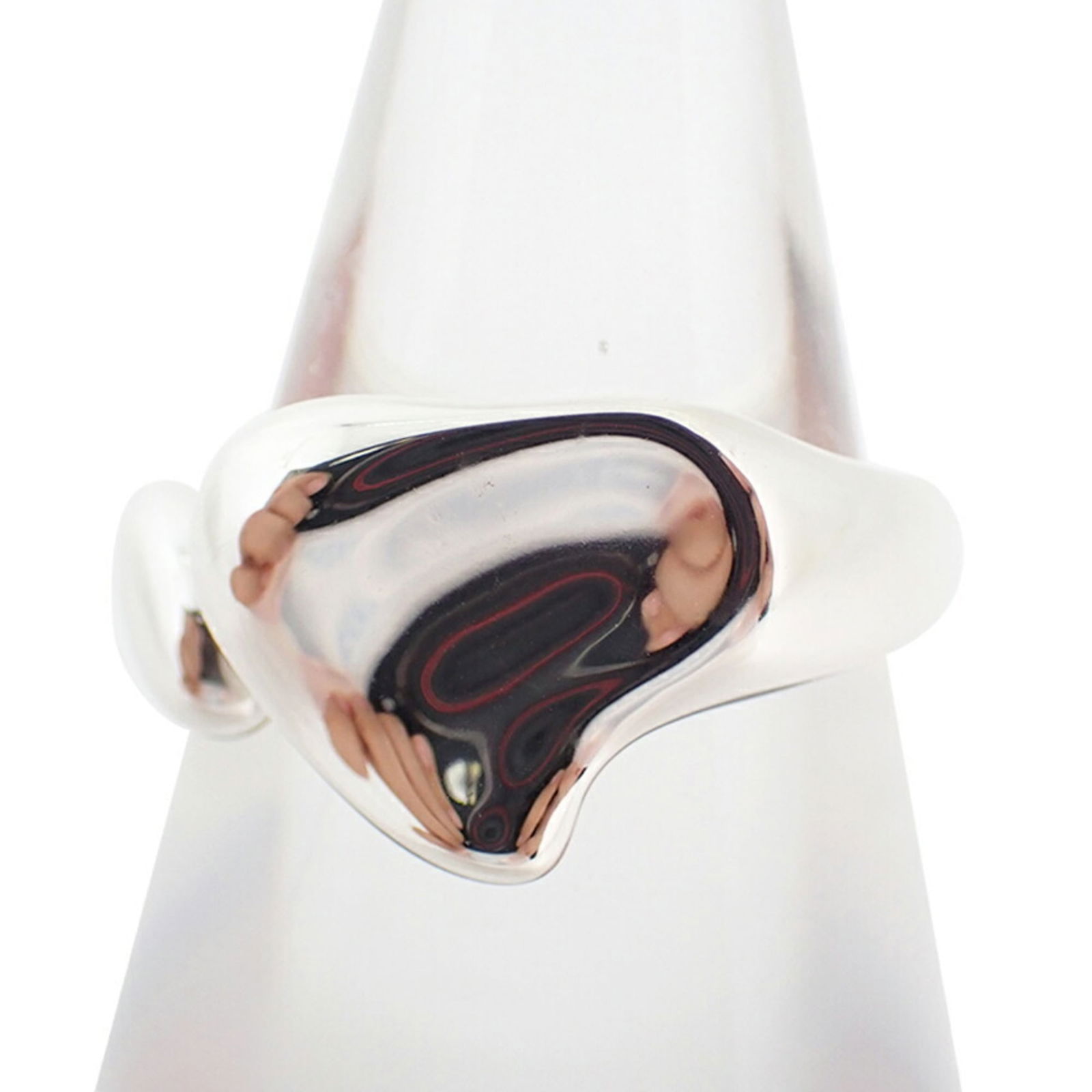 925 Tiffany Band Ring Sterling Silver: 925 Tiffany Band Ring Sterling Silver This listing features 925 Tiffany Band Ring Sterling Silver. Item specifics are provided below. Item Specifics: Brand: Tiffany Type: Band Ring Gender: Women