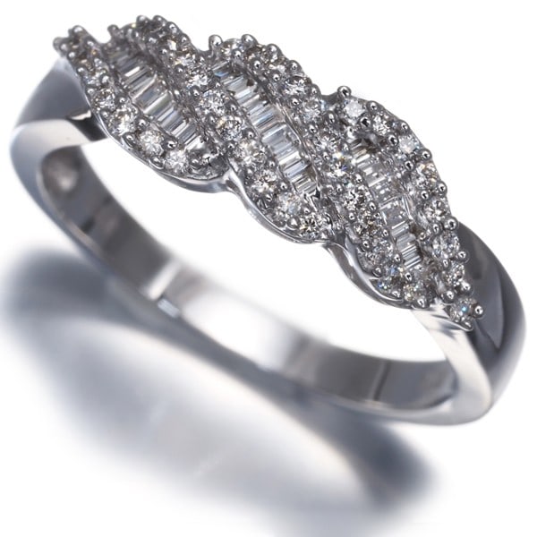 Gold Diamond 0.30Ct Ring 18K 750 White (1 of 4)