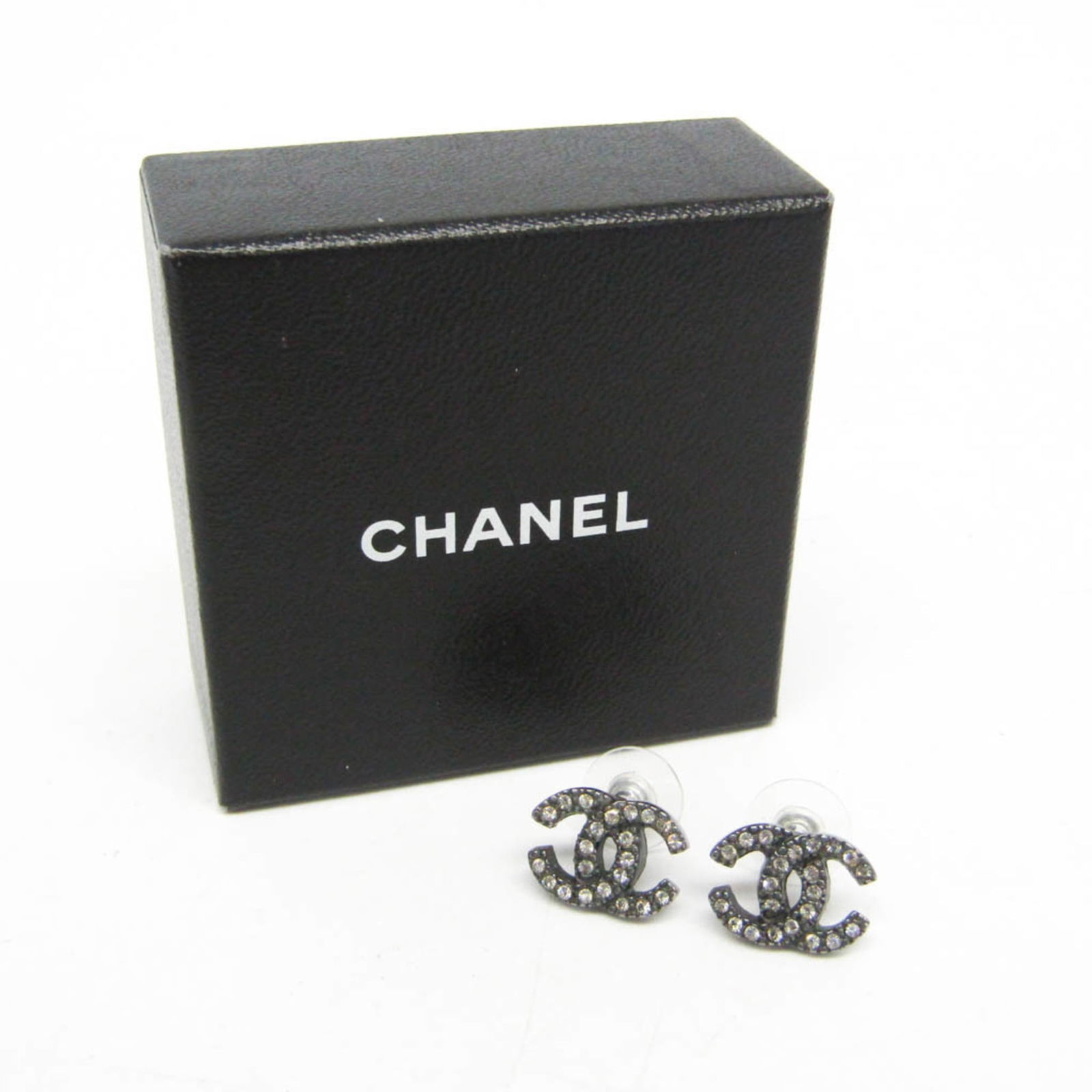Metal Chanel Stud Earrings - 2