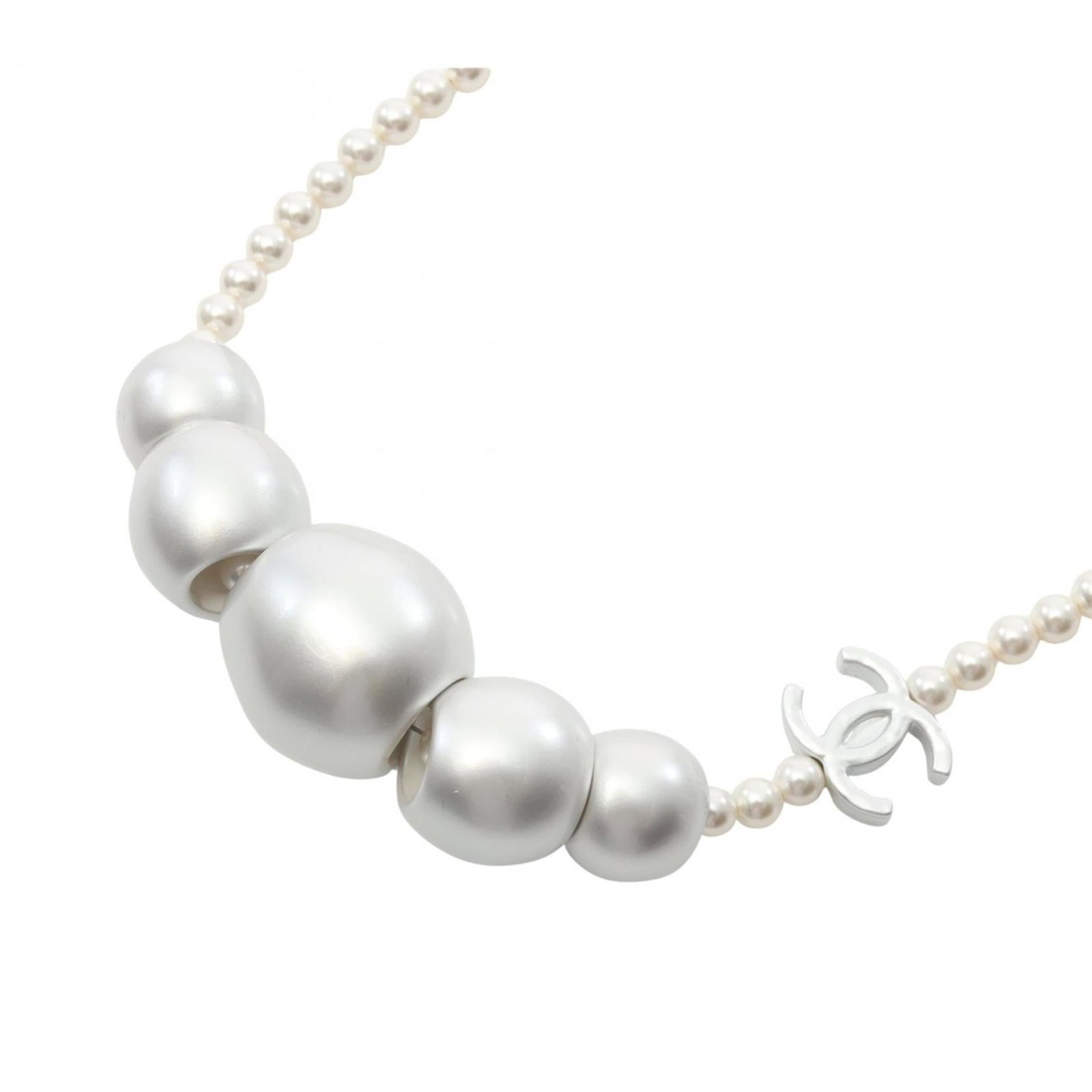 ABE925 - Chanel Coco Mark Necklace in Stainless Steel with Faux Pearls - Silver and Ivory: ABE925 - Chanel Coco Mark Necklace in Stainless Steel with Faux Pearls - Silver and Ivory This listing features ABE925 - Chanel Coco Mark Necklace in Stainless Steel with Faux Pearls - Silver and