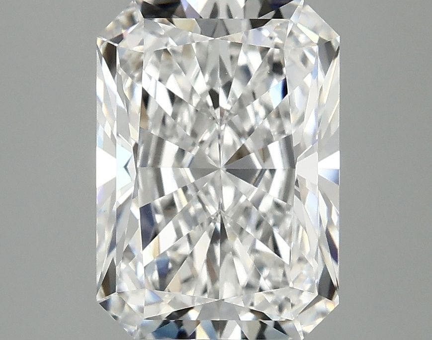 Loose Lab Diamond - IGI Radiant 3.1ct E VS1: Loose Lab Diamond - IGI Radiant 3.1ct E VS1 This listing features Loose Lab Diamond - IGI Radiant 3.1ct E VS1. Item specifics are provided below. Item Specifics: Source: This Is A Real Diamond Grown