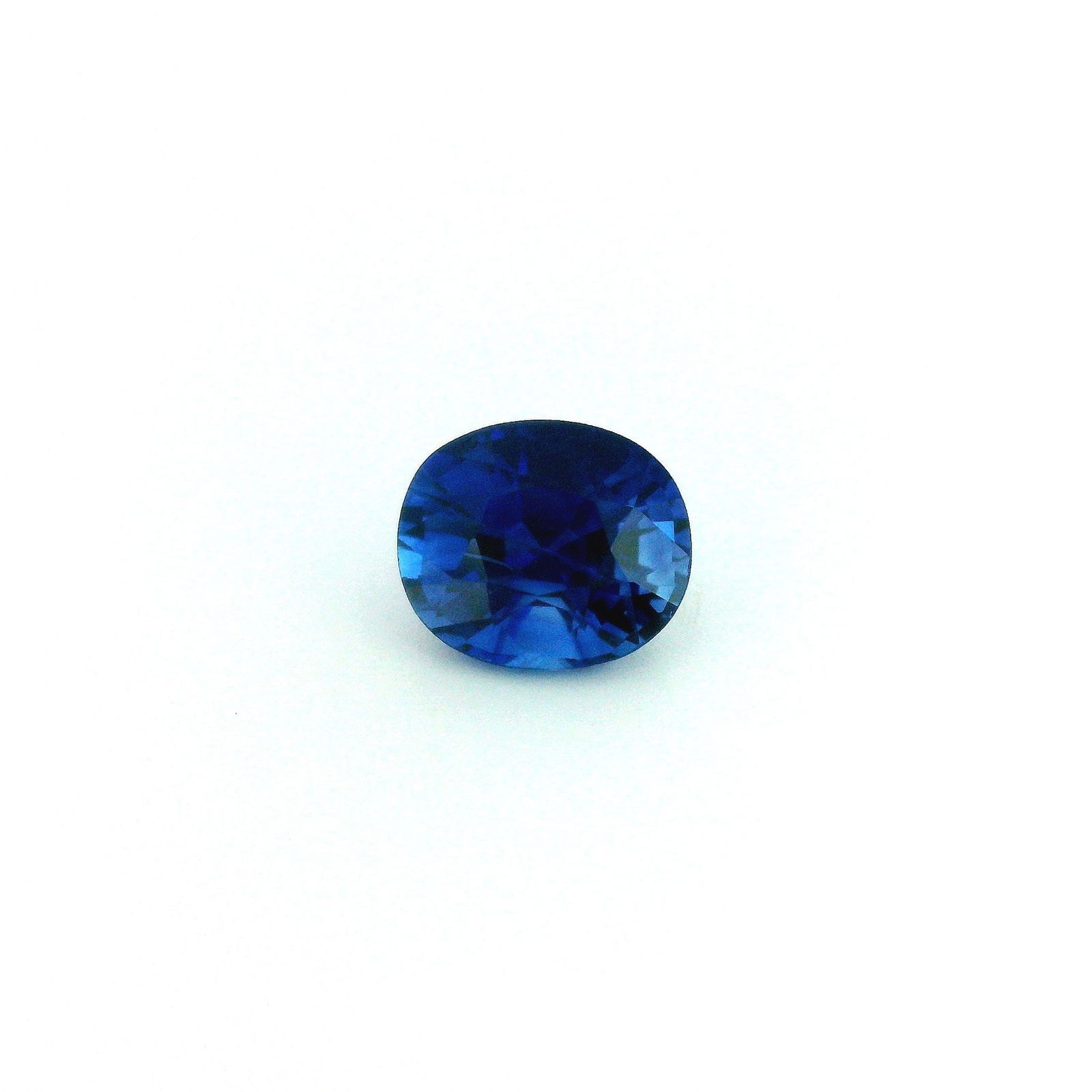 Loose Sapphire Gemstone - IGI Oval 1.28ct Blue EC: Loose Sapphire Gemstone - IGI Oval 1.28ct Blue EC This listing features Loose Sapphire Gemstone - IGI Oval 1.28ct Blue EC. Item specifics are provided below. Item Specifics: Type: Sapphire Carat: