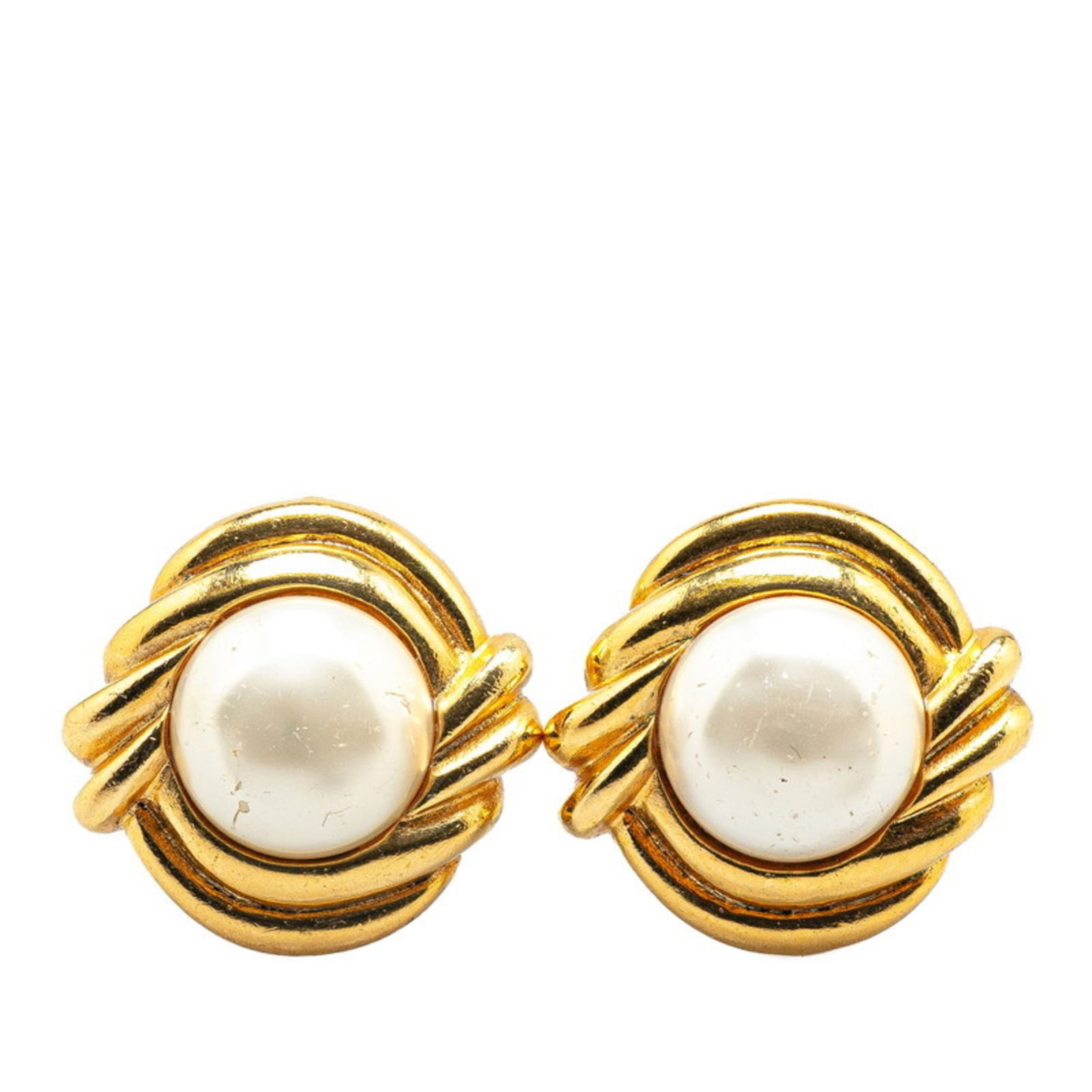 Earrings Chanel Clip: Earrings Chanel Clip This listing features Earrings Chanel Clip. Item specifics are provided below. Item Specifics: Brand: Chanel Type: Clip Earrings Gender: Women Color: Gold Size (Hxwxd): 27.90mm x
