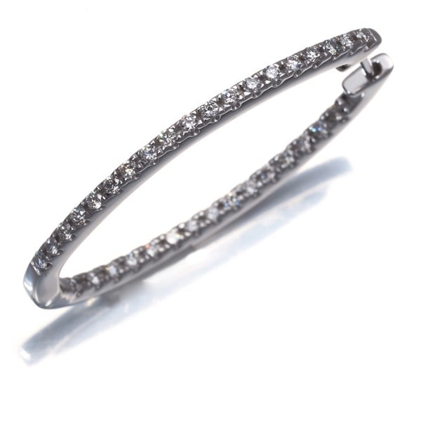 Gold Ponte Vecchio Single Earring Diamond Hoop 18K 750 White: Gold Ponte Vecchio Single Earring Diamond Hoop 18K 750 White This listing features Gold Ponte Vecchio Single Earring Diamond Hoop 18K 750 White. Item specifics are provided below. Item Specifics: