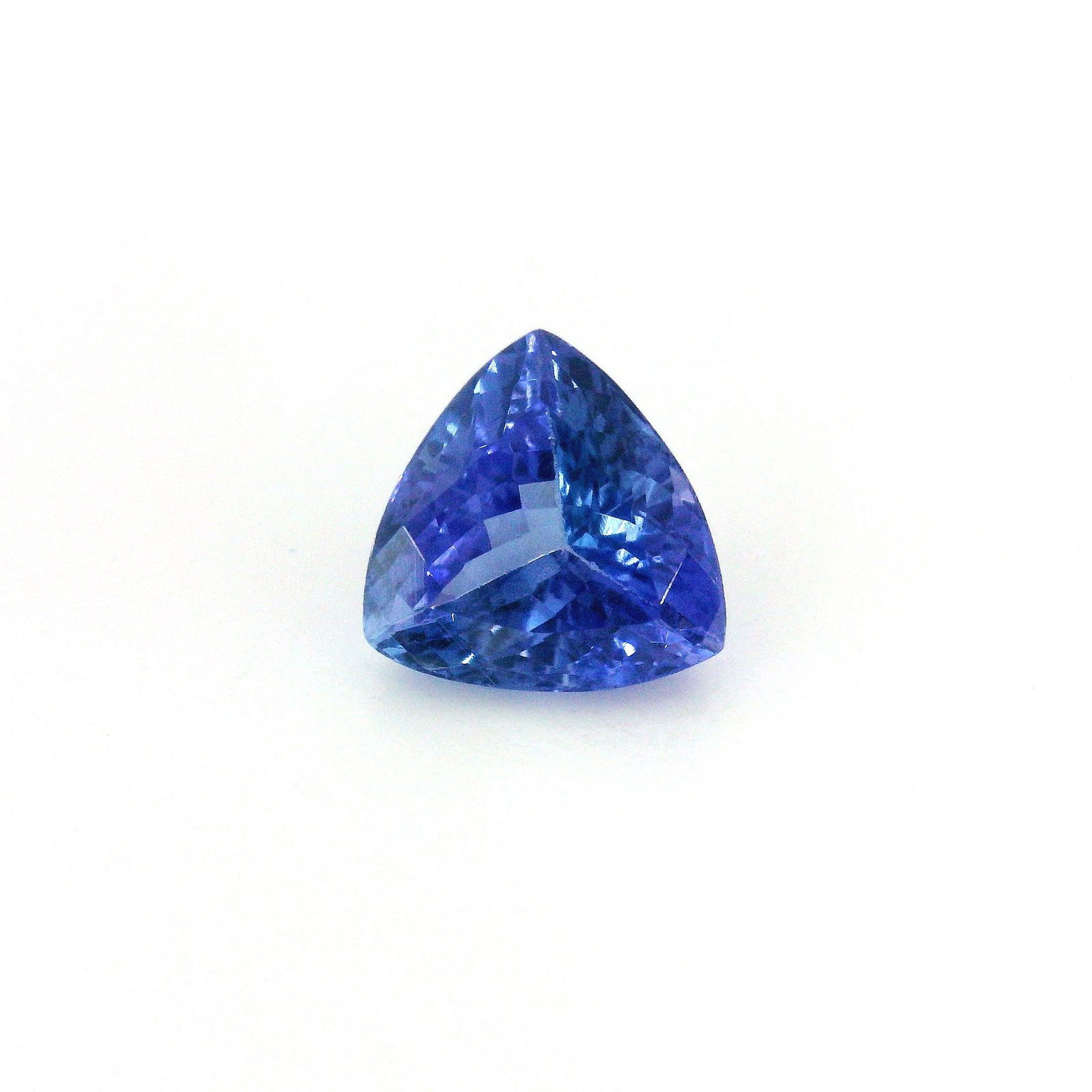 Loose Tanzanite Gemstone - GSI Triangular 2.24ct Blue EC: Loose Tanzanite Gemstone - GSI Triangular 2.24ct Blue EC This listing features Loose Tanzanite Gemstone - GSI Triangular 2.24ct Blue EC. Item specifics are provided below. Item Specifics: Type: Tanzan