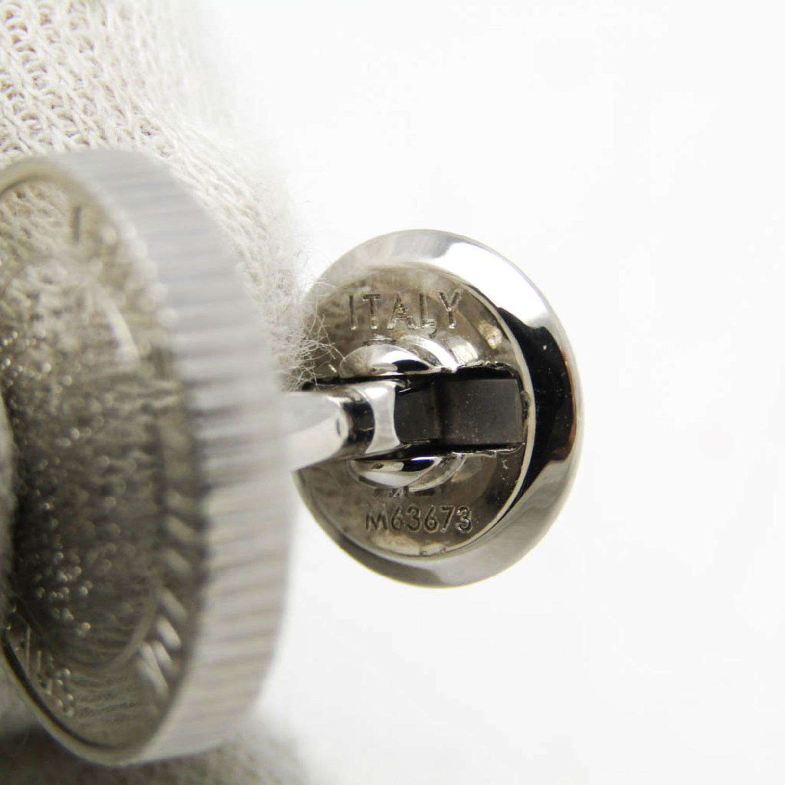 Metal Louis Vuitton Fixed Backing - 8