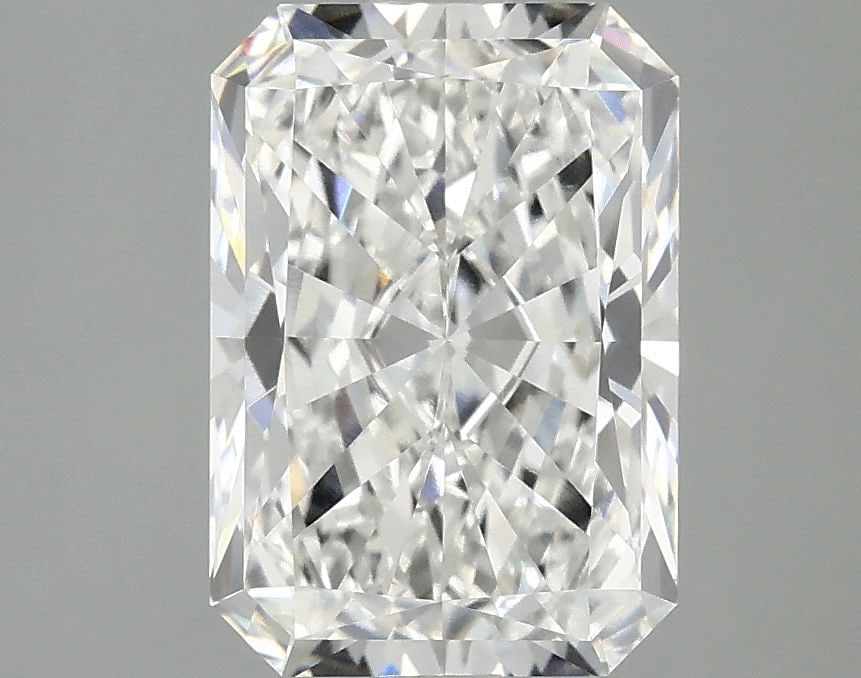 Loose Lab Diamond - IGI Radiant 2.9ct F VVS2: Loose Lab Diamond - IGI Radiant 2.9ct F VVS2 This listing features Loose Lab Diamond - IGI Radiant 2.9ct F VVS2. Item specifics are provided below. Item Specifics: Source: This Is A Real Diamond