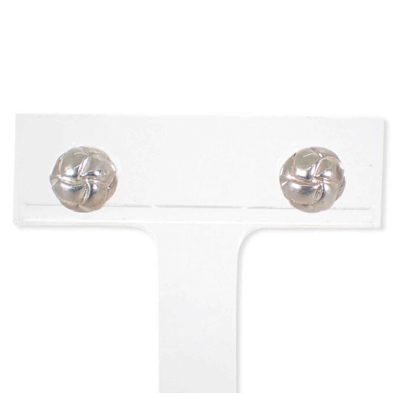 925 Tiffany Stud Earrings Sterling Silver: 925 Tiffany Stud Earrings Sterling Silver This listing features 925 Tiffany Stud Earrings Sterling Silver. Item specifics are provided below. Item Specifics: Brand: Tiffany Type: Stud Earrings Gender: