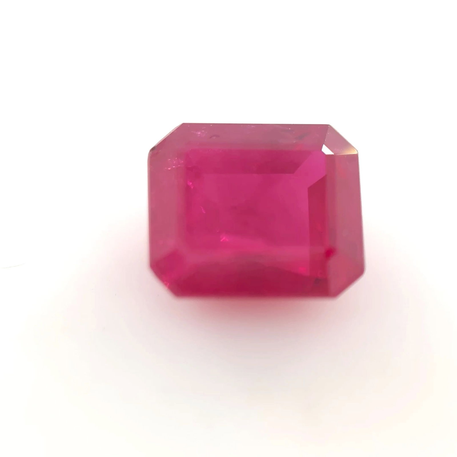 Loose Ruby Gemstone - Emerald 1.16ct Red SI: Loose Ruby Gemstone - Emerald 1.16ct Red SI This listing features Loose Ruby Gemstone - Emerald 1.16ct Red SI. Item specifics are provided below. Item Specifics: Type: Ruby Carat: 1.16 Cut: Faceted Co