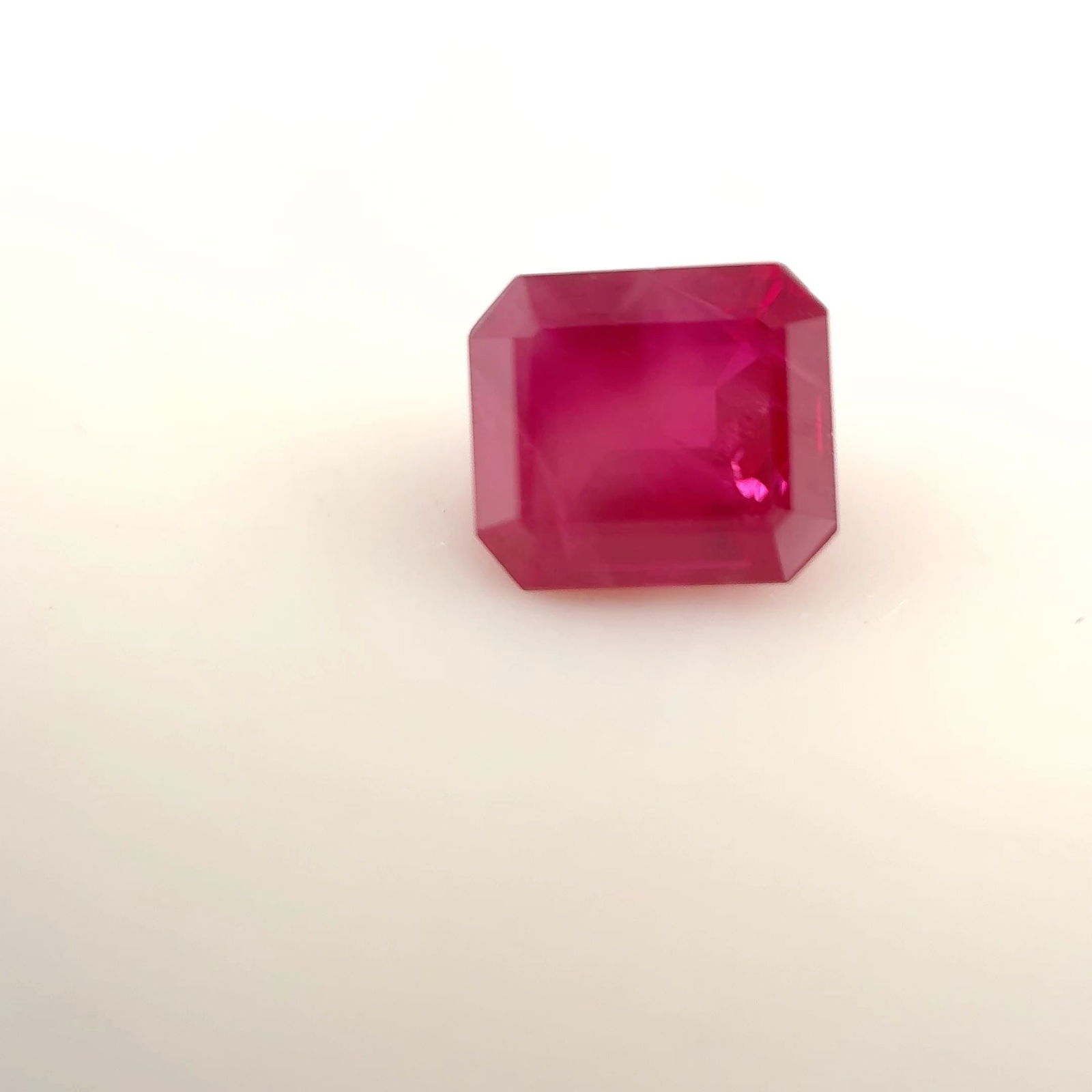 Loose Ruby Gemstone - Emerald 1.28ct Red SI: Loose Ruby Gemstone - Emerald 1.28ct Red SI This listing features Loose Ruby Gemstone - Emerald 1.28ct Red SI. Item specifics are provided below. Item Specifics: Type: Ruby Carat: 1.28 Cut: Faceted Co