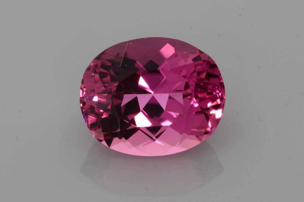 Loose Tourmaline Gemstone - Oval 3.05ct Pink EC: Loose Tourmaline Gemstone - Oval 3.05ct Pink EC This listing features Loose Tourmaline Gemstone - Oval 3.05ct Pink EC. Item specifics are provided below. Item Specifics: Type: Tourmaline Carat: 3.05