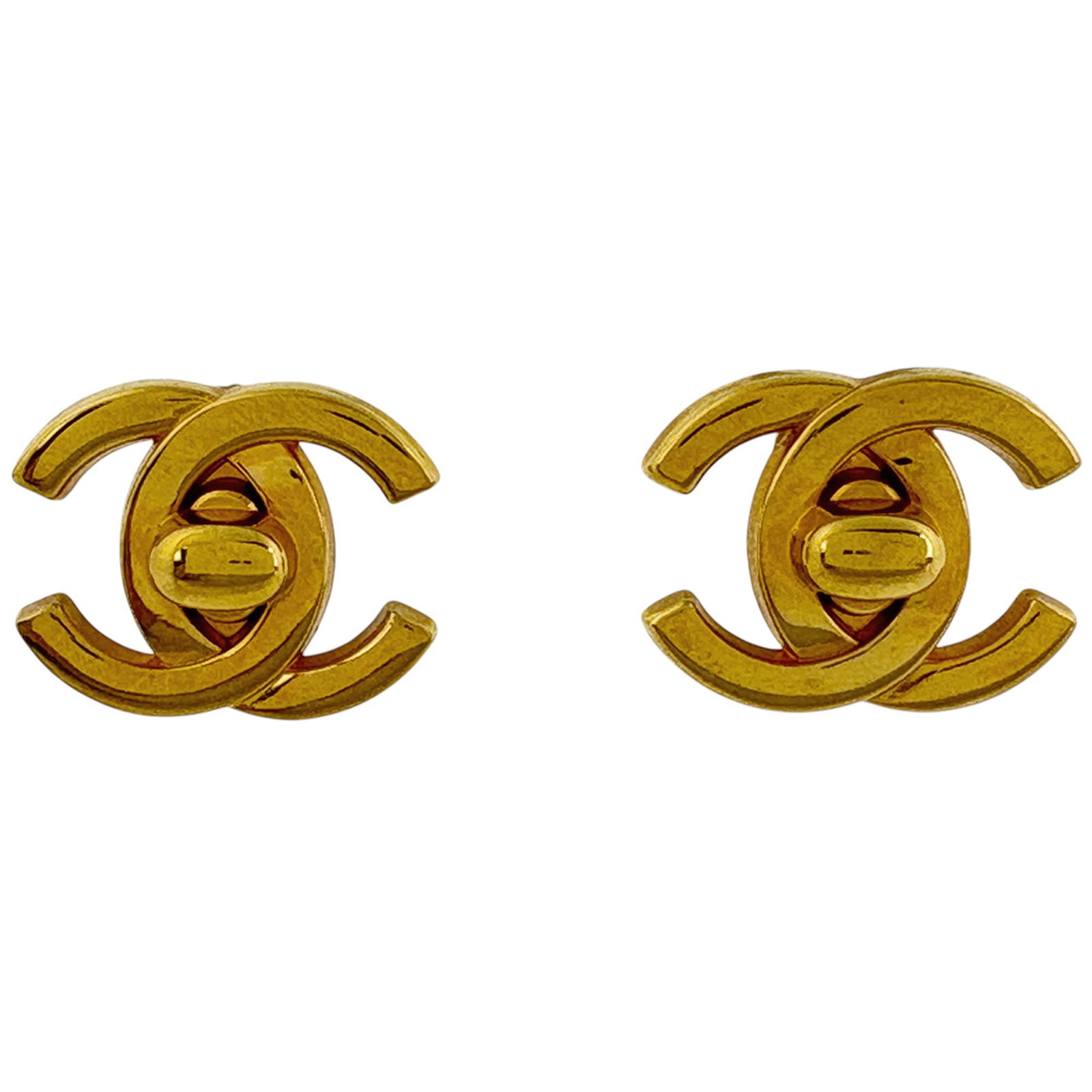 Plating Chanel Clip Earrings Gold: Plating Chanel Clip Earrings Gold This listing features Plating Chanel Clip Earrings Gold. Item specifics are provided below. Item Specifics: Brand: Chanel Type: Clip Earrings Gender: Women Material: