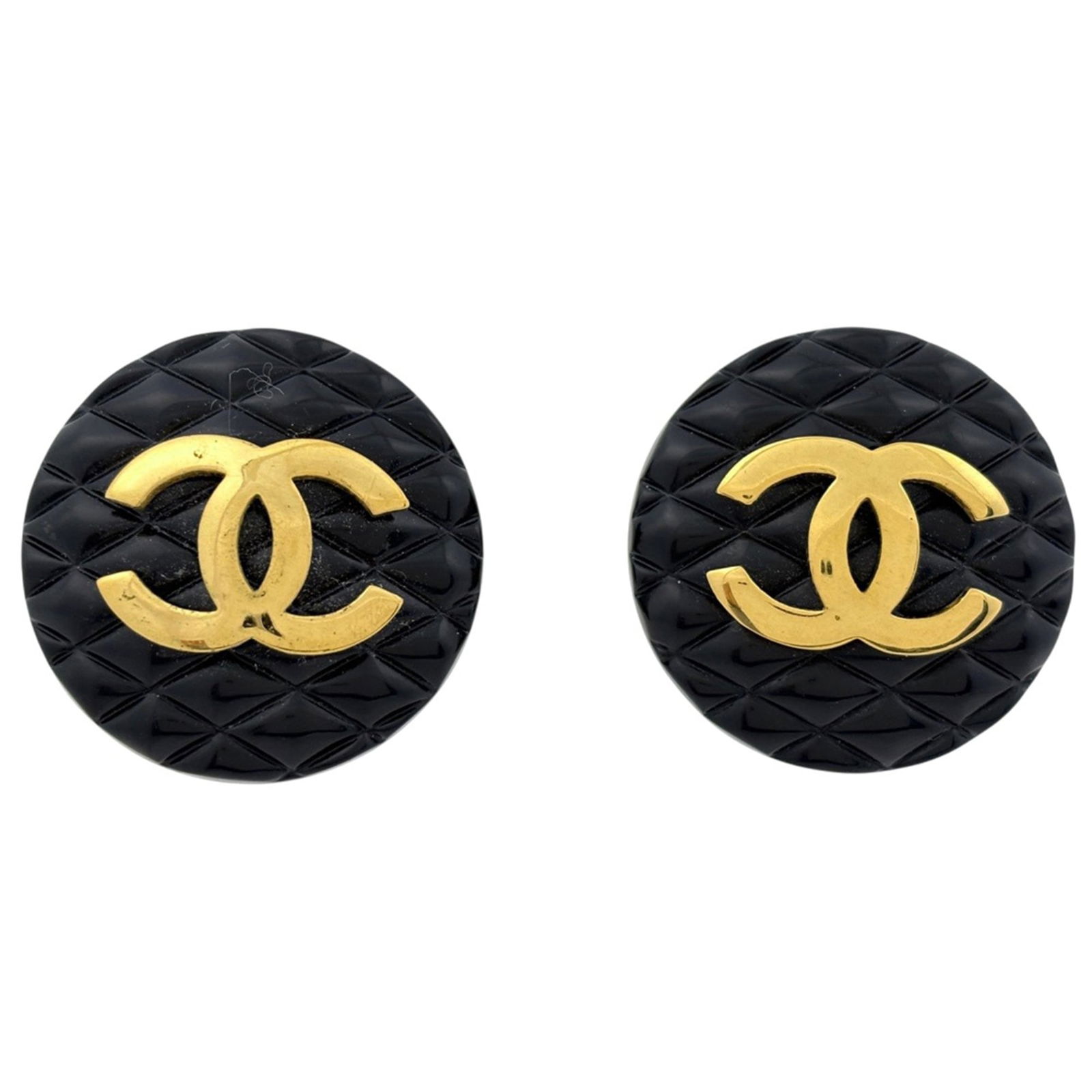 Plating Chanel Clip Earrings Gold: Plating Chanel Clip Earrings Gold This listing features Plating Chanel Clip Earrings Gold. Item specifics are provided below. Item Specifics: Brand: Chanel Type: Clip Earrings Gender: Women Material: