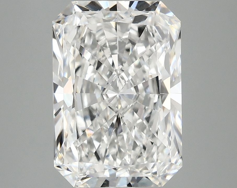 Loose Lab Diamond - IGI Radiant 3.1ct E VS1: Loose Lab Diamond - IGI Radiant 3.1ct E VS1 This listing features Loose Lab Diamond - IGI Radiant 3.1ct E VS1. Item specifics are provided below. Item Specifics: Source: This Is A Real Diamond Grown