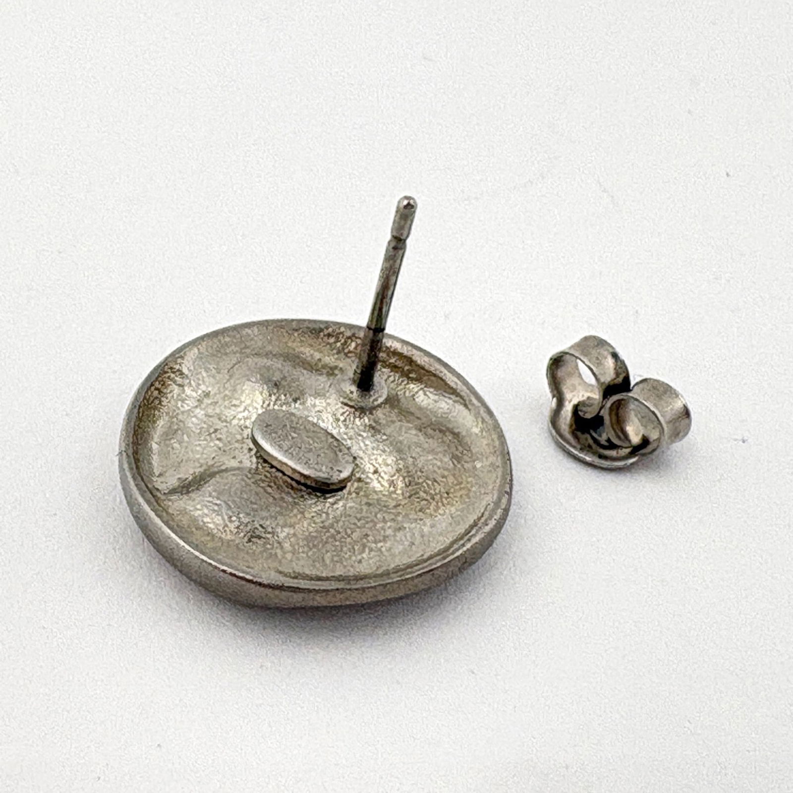 Plating Chanel Stud Earrings Gold - 3