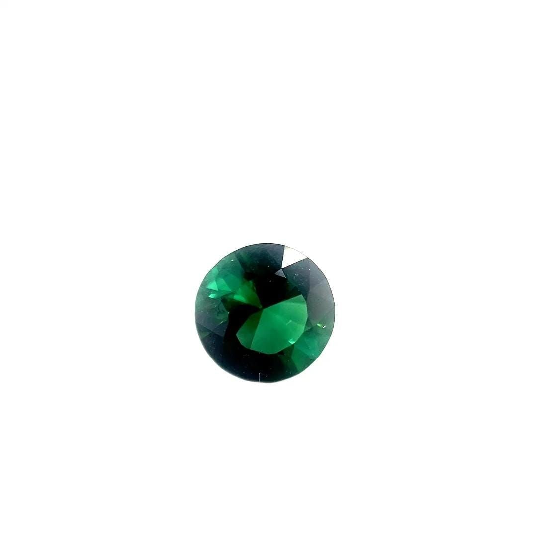 Loose Tourmaline Gemstone - Round 2.77ct Green SI: Loose Tourmaline Gemstone - Round 2.77ct Green SI This listing features Loose Tourmaline Gemstone - Round 2.77ct Green SI. Item specifics are provided below. Item Specifics: Type: Tourmaline Carat: