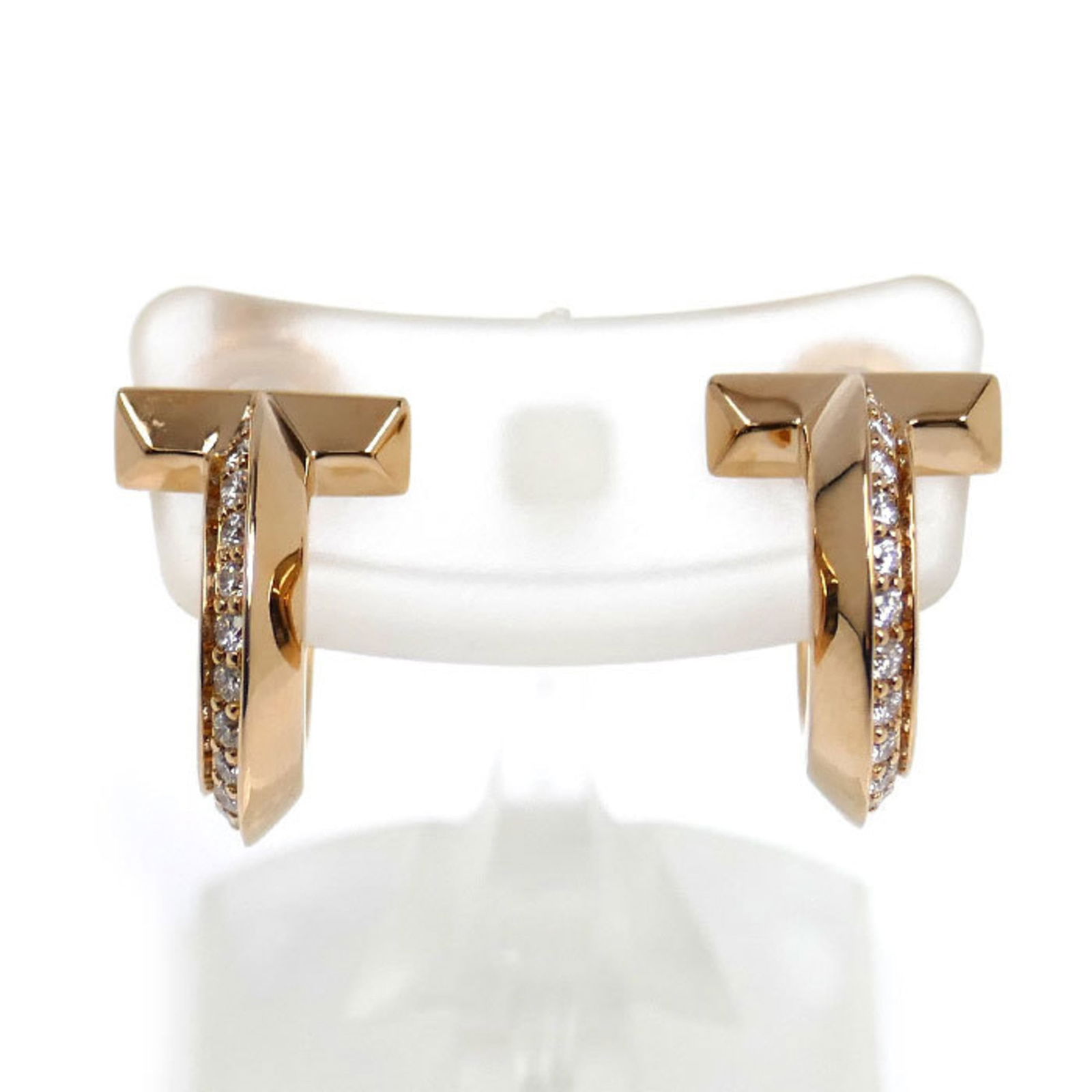 (18K) Tiffany Hoop Earrings Pink Gold: (18K) Tiffany Hoop Earrings Pink Gold This listing features (18K) Tiffany Hoop Earrings Pink Gold. Item specifics are provided below. Item Specifics: Brand: Tiffany Type: Hoop Earrings Gender: Women