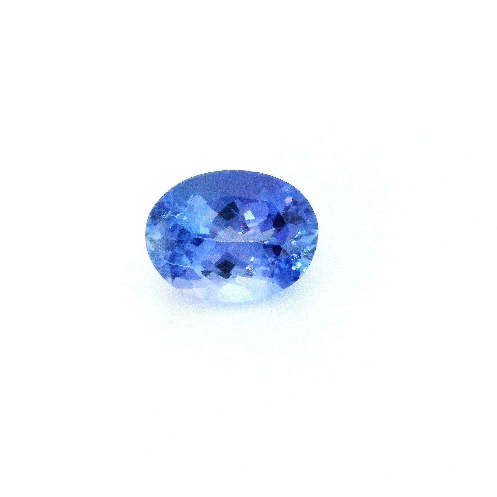 Loose Tanzanite Gemstone - GSI Oval 1.65ct Blue EC: Loose Tanzanite Gemstone - GSI Oval 1.65ct Blue EC This listing features Loose Tanzanite Gemstone - GSI Oval 1.65ct Blue EC. Item specifics are provided below. Item Specifics: Type: Tanzanite Carat: