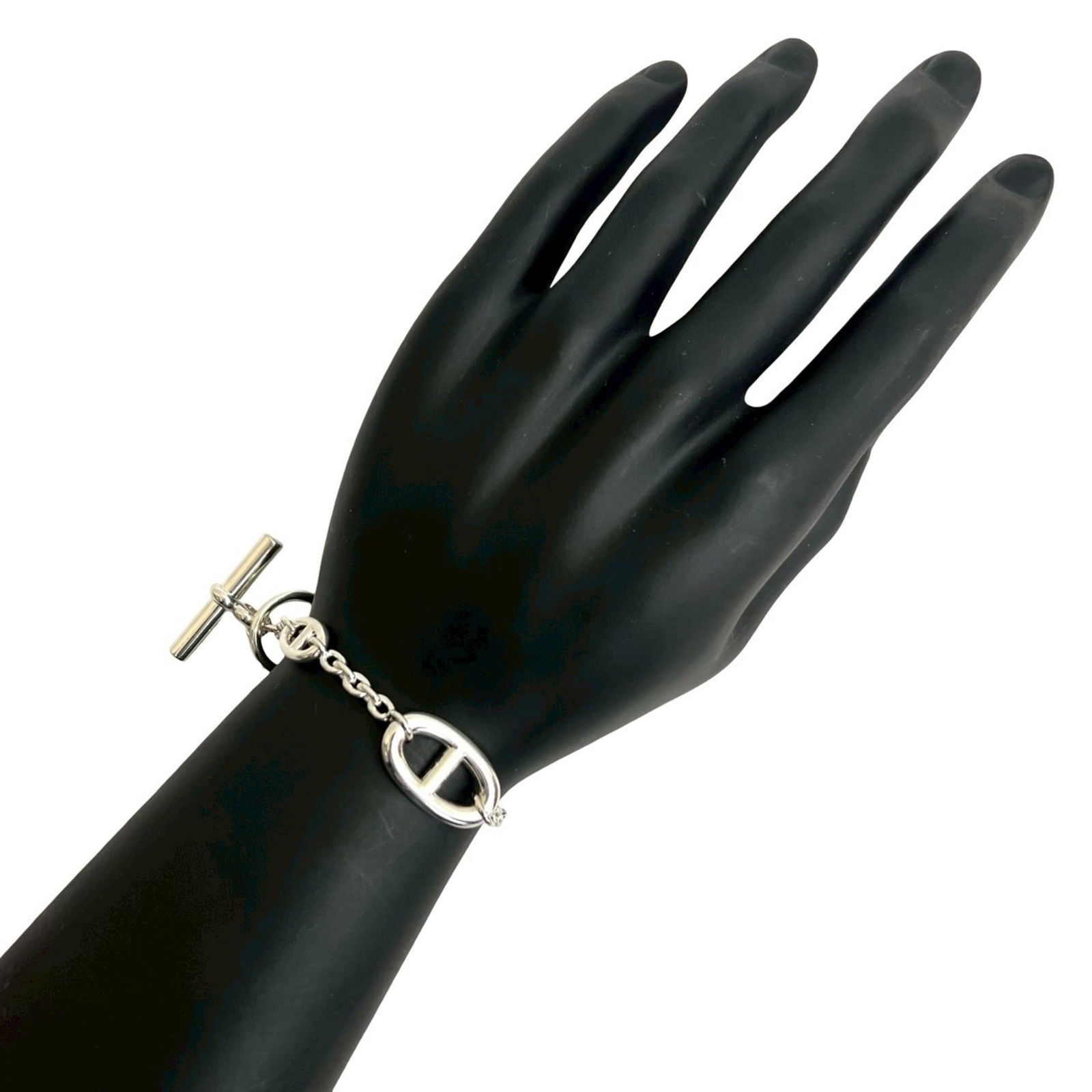 925 Hermes Charm Bracelet Silver: 925 Hermes Charm Bracelet Silver This listing features 925 Hermes Charm Bracelet Silver. Item specifics are provided below. Item Specifics: Brand: Hermes Type: Charm Bracelet Gender: Men,Women